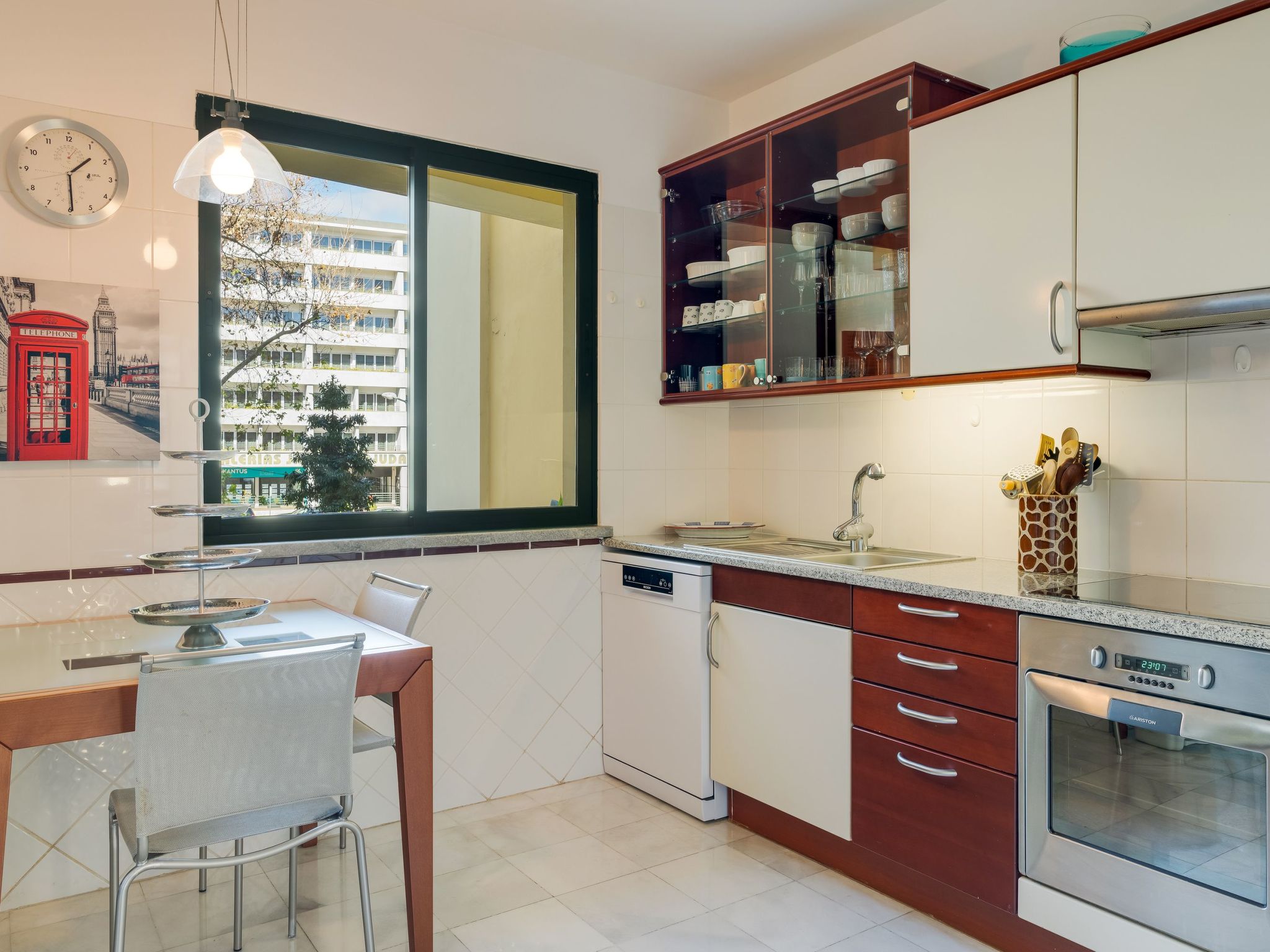 Photo of Ivis Home von HR Madeira