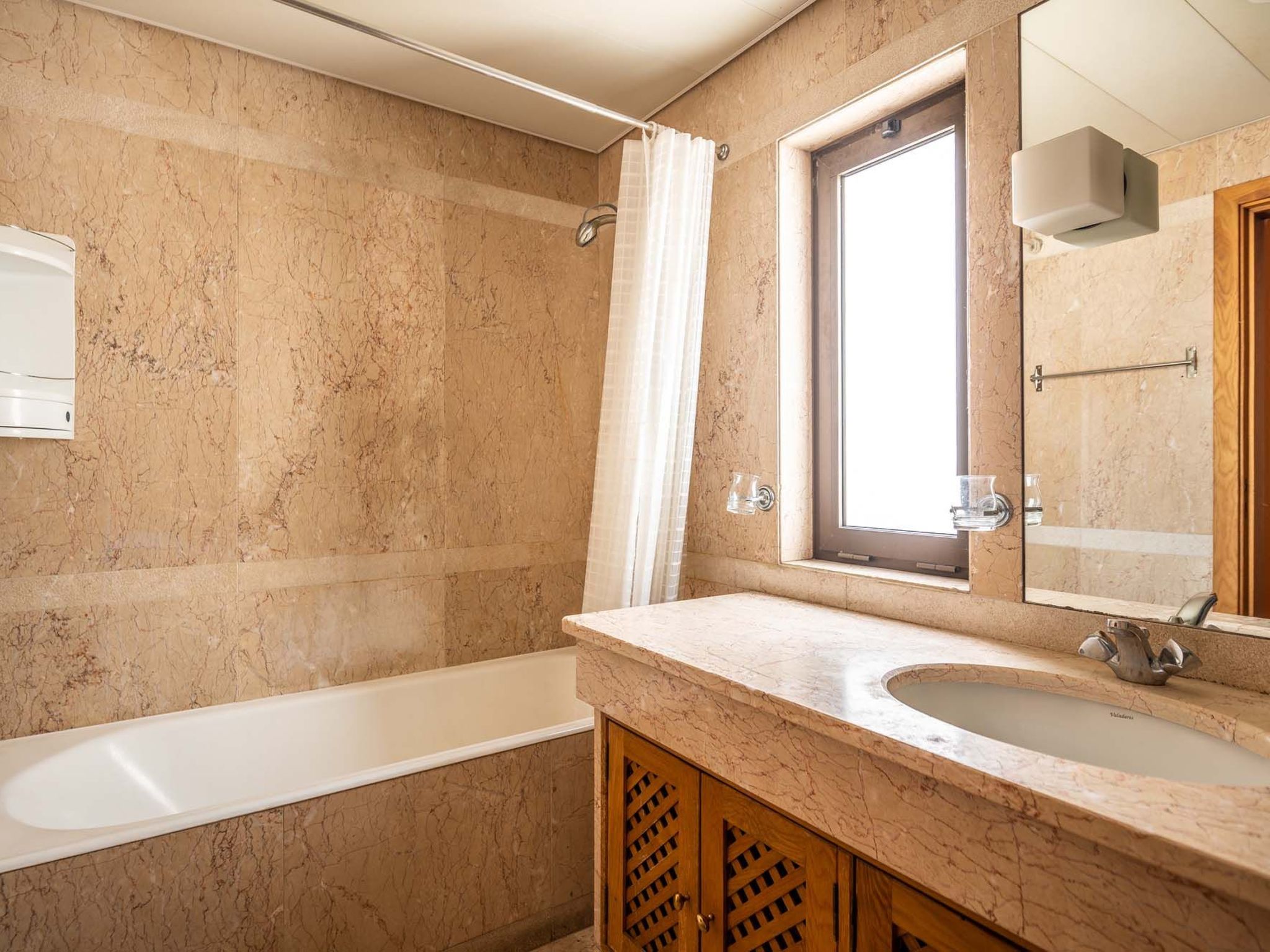 Photo of Miramar Wohnung mit Pool