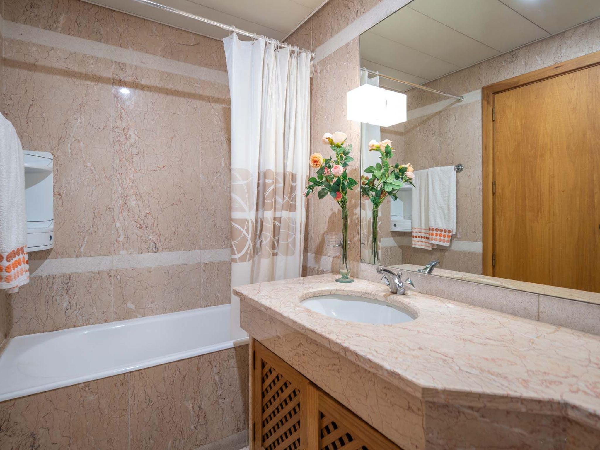 Photo of Miramar Wohnung mit Pool