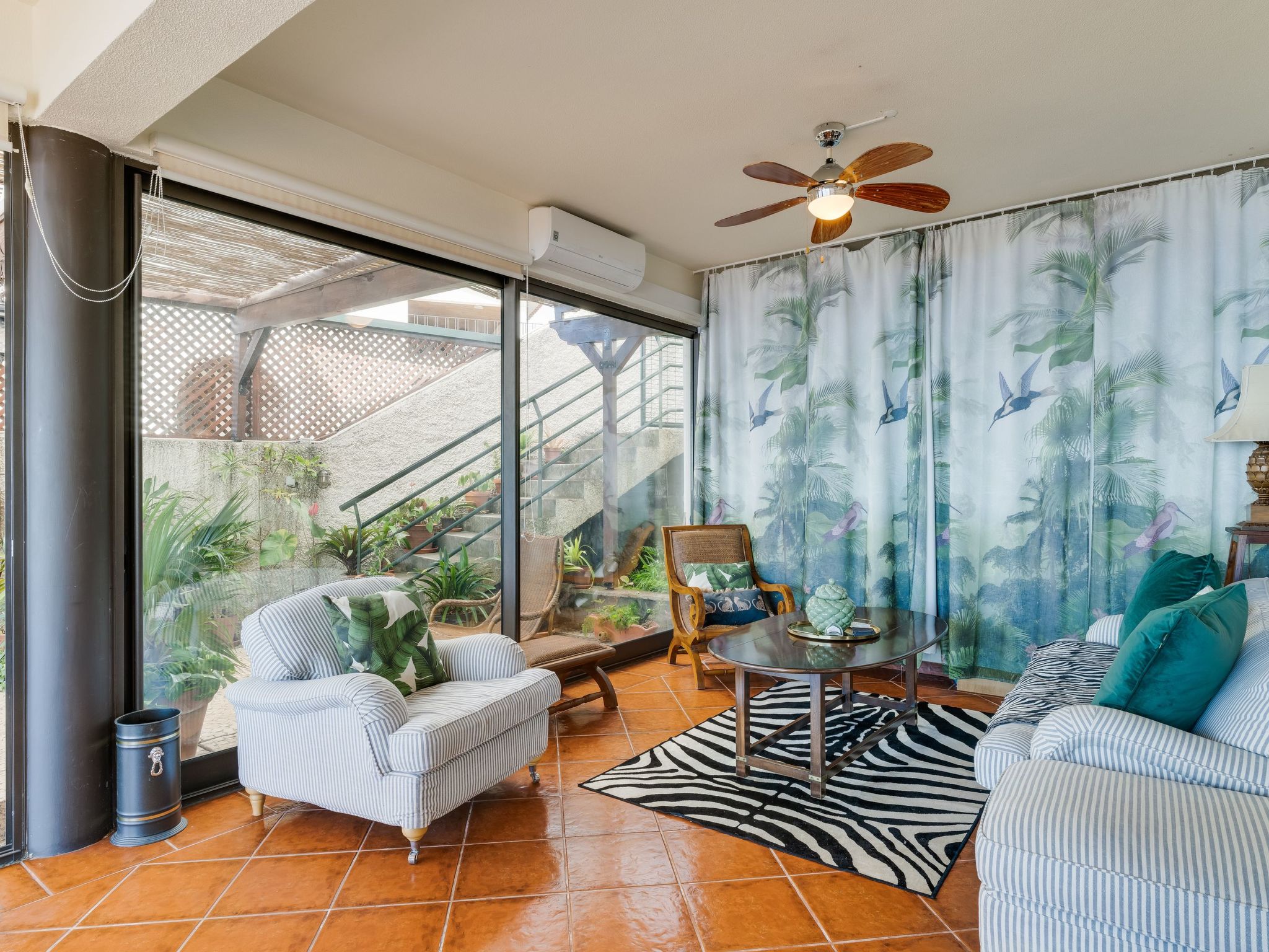 Villa Bom Sucesso bei Holiday Rental Madeira-Dedans