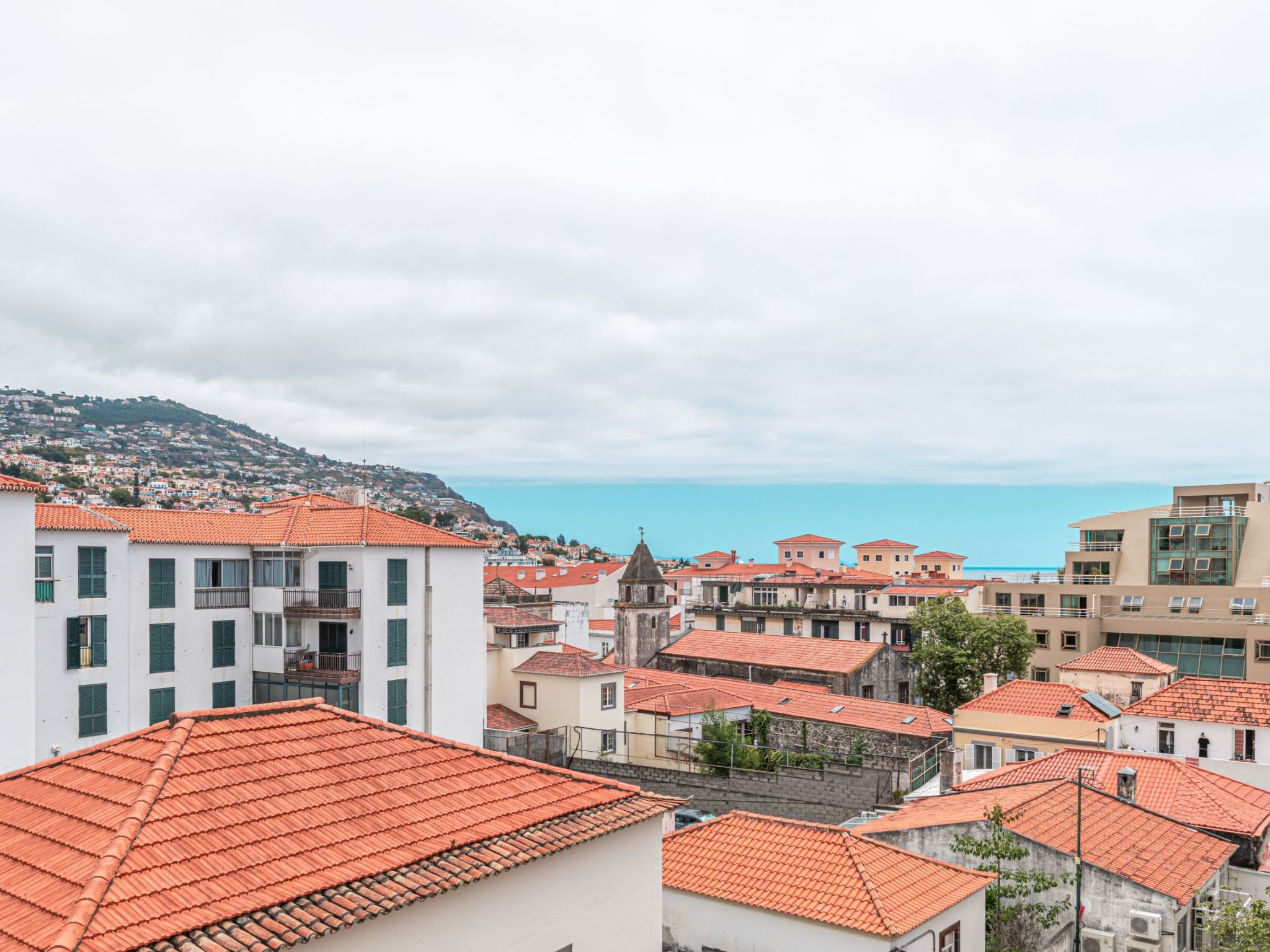 Photo of Wohnung 81 im charmanten Funchal mit AC, WiFi