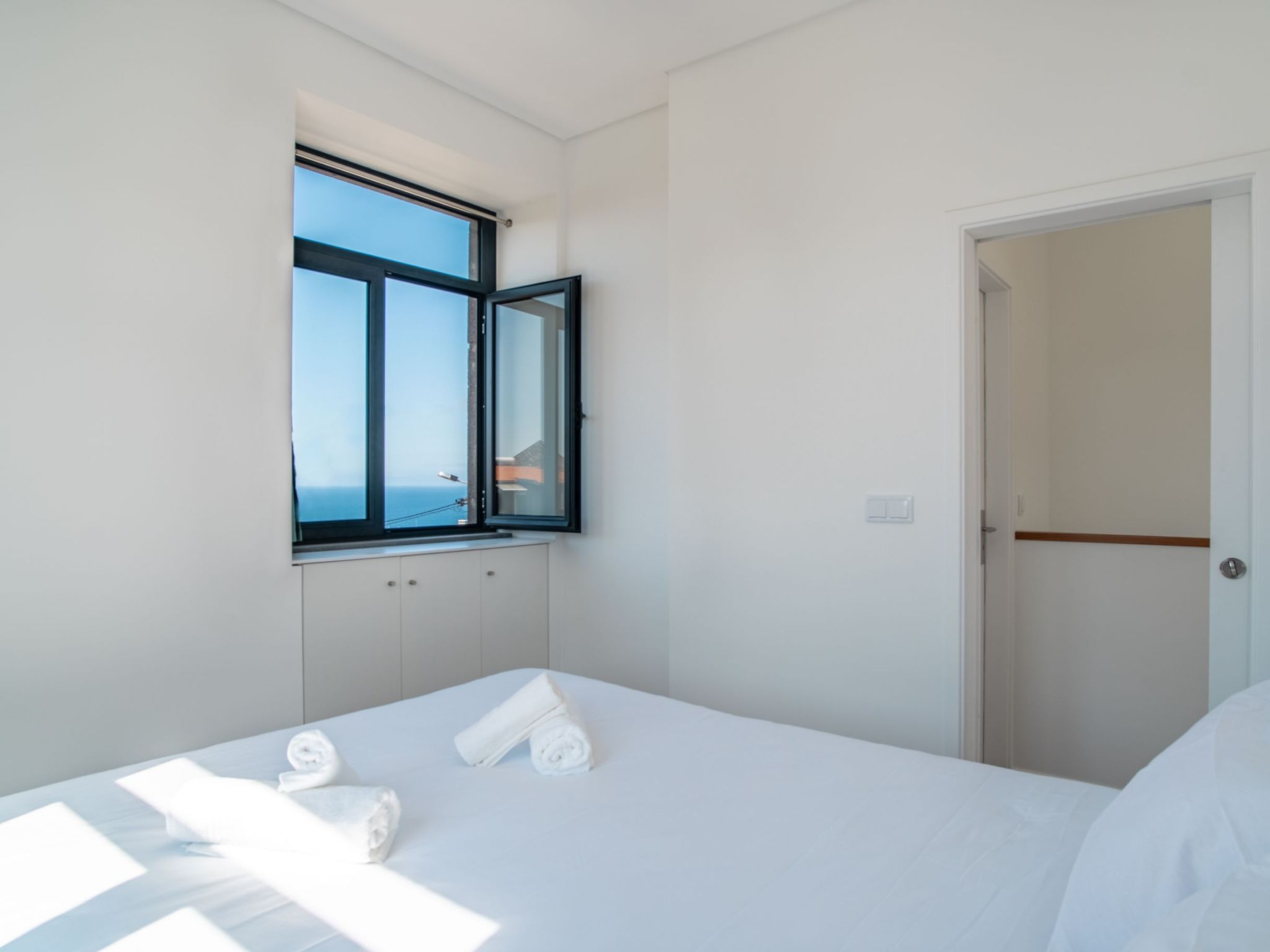 "Casa Lanço" mit Garten und Grill-Dedans