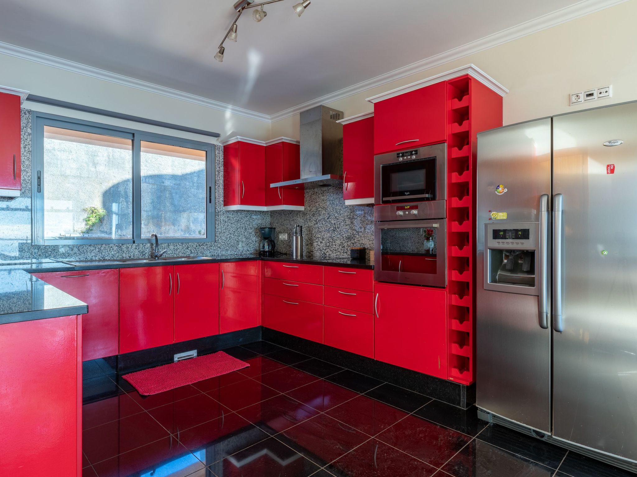 Schönes Haus in Monte mit privatem Parkplatz-Inside