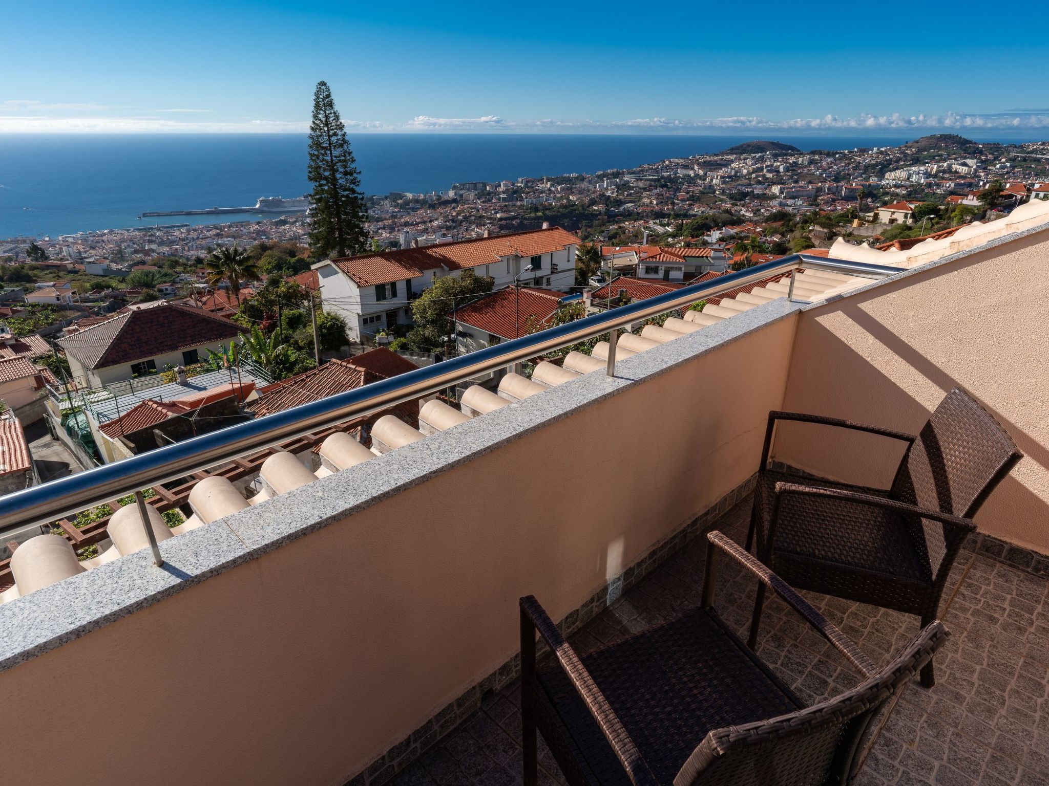 Schönes Haus in Monte mit privatem Parkplatz