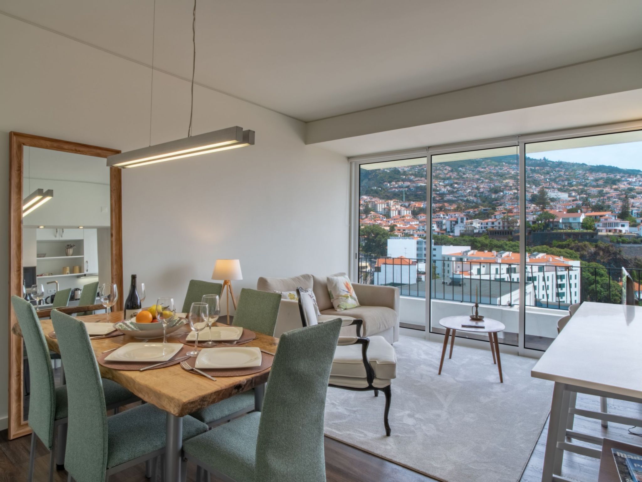 Für 4 Personen ca. 110 m&sup2; in Funchal, Madeira (Südküste von Madeira)-Binnen