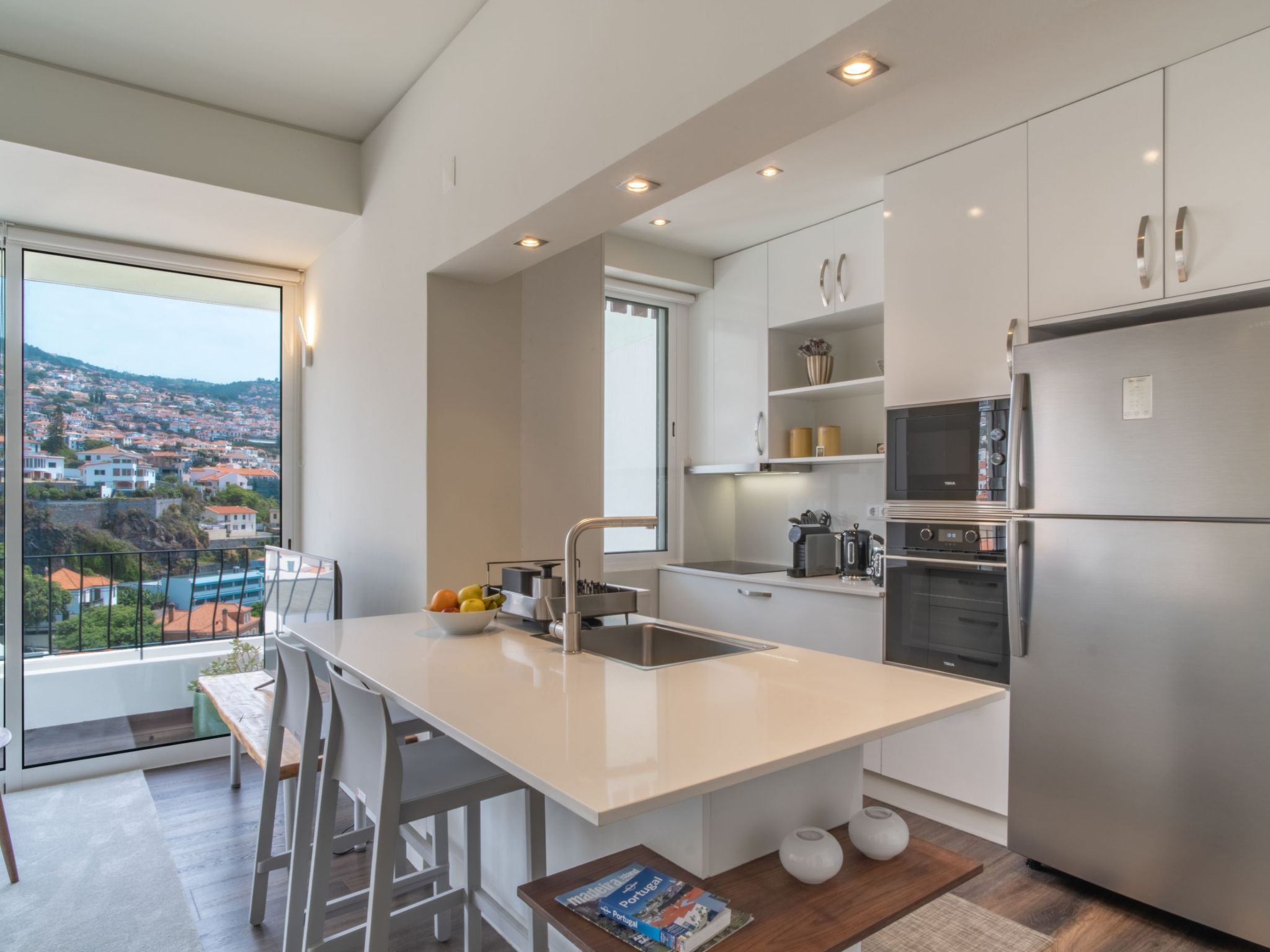 Für 4 Personen ca. 110 m&sup2; in Funchal, Madeira (Südküste von Madeira)-Binnen