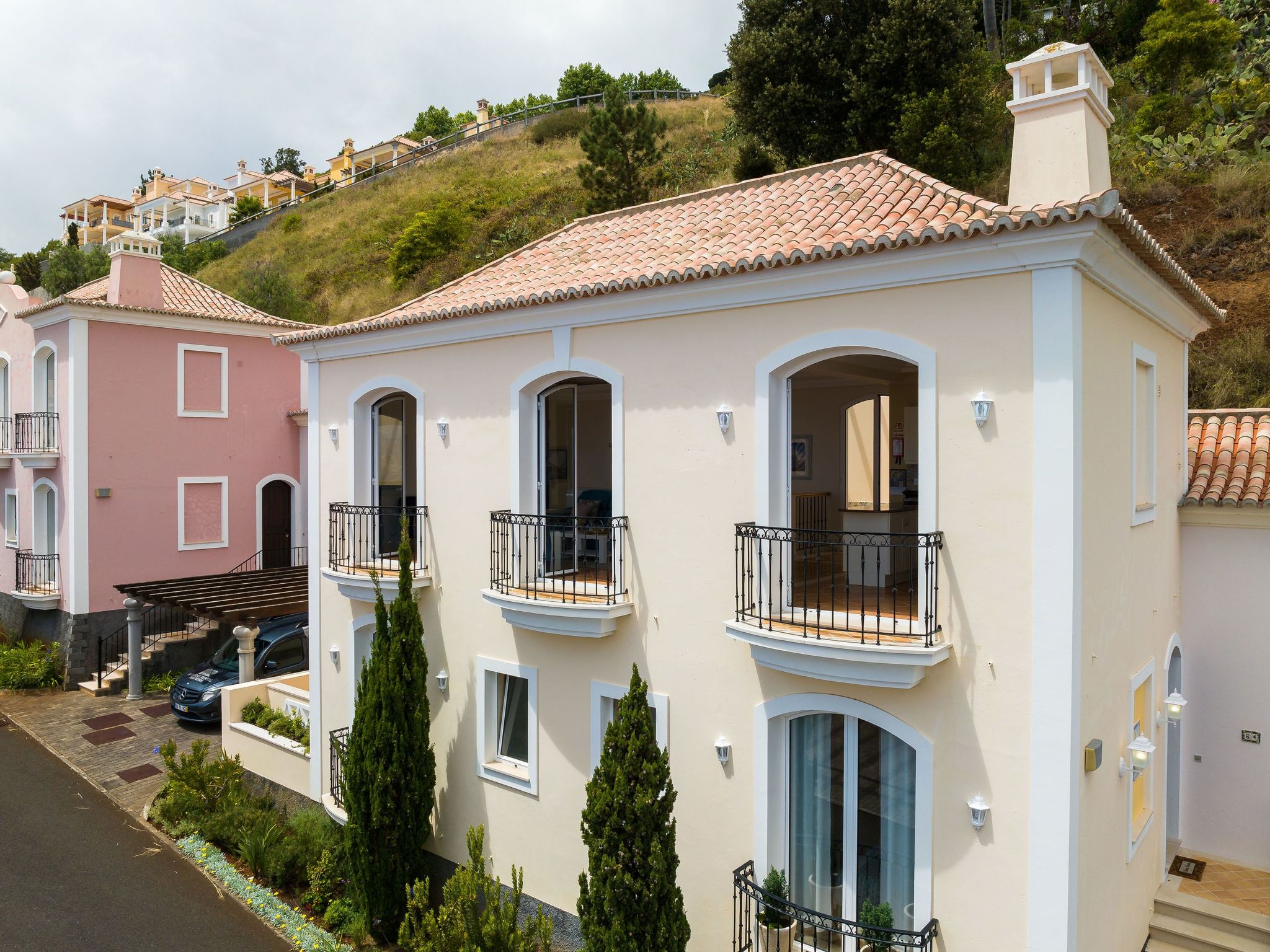 Photo of Villa Sol Palheiro Dorf