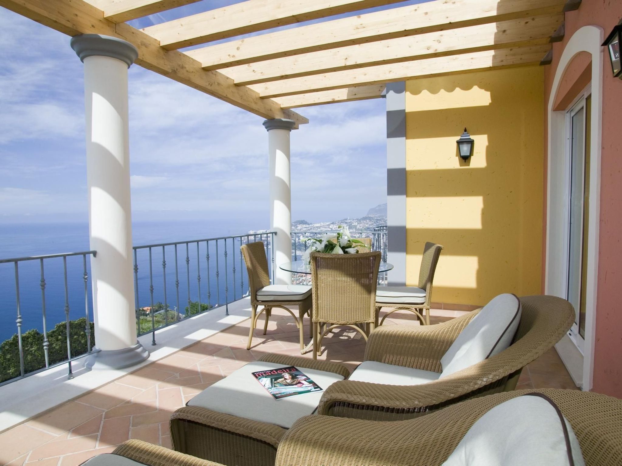 Photo of Elegante Ferienwohnung mit Gemeinschaftspool und Wellnessbereich