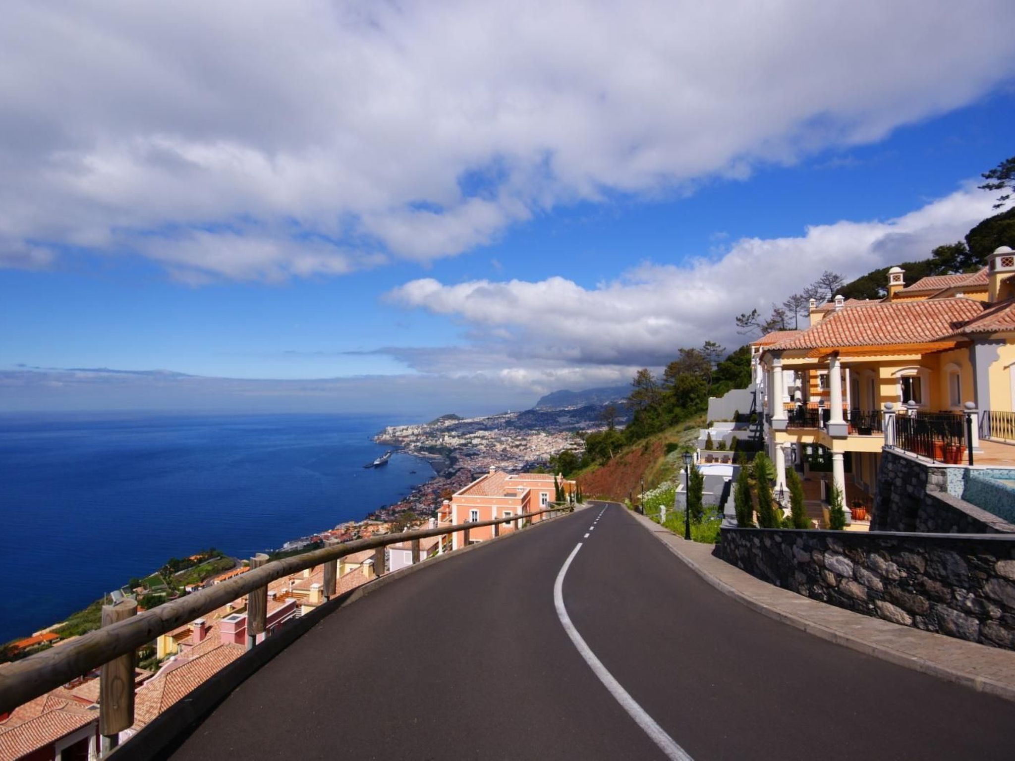 Photo of Elegante Ferienwohnung mit Gemeinschaftspool und Wellnessbereich
