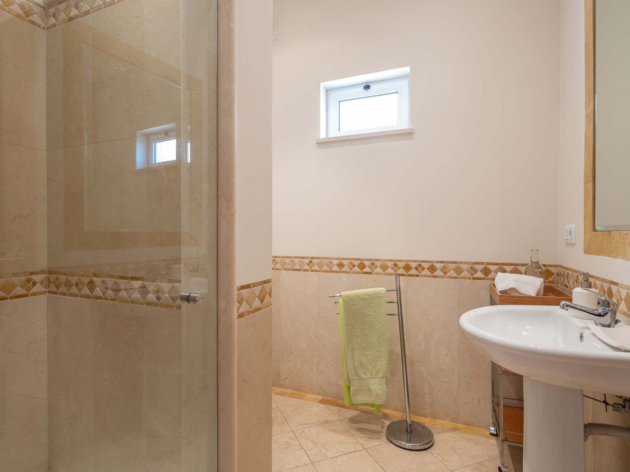 Entworfene Villa-Image-tags.info