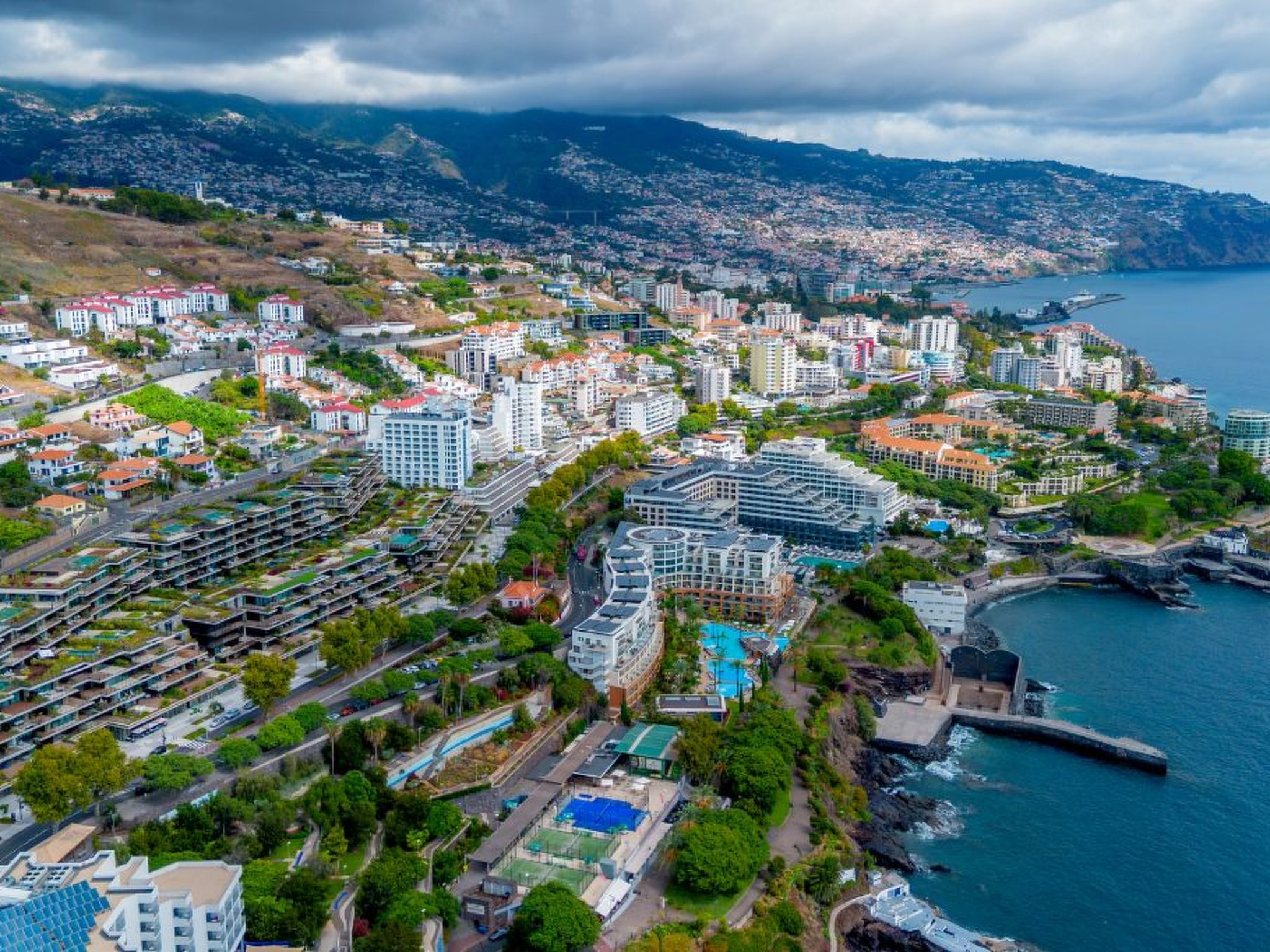 "Savoy Luxury Apart."-Image-tags.info