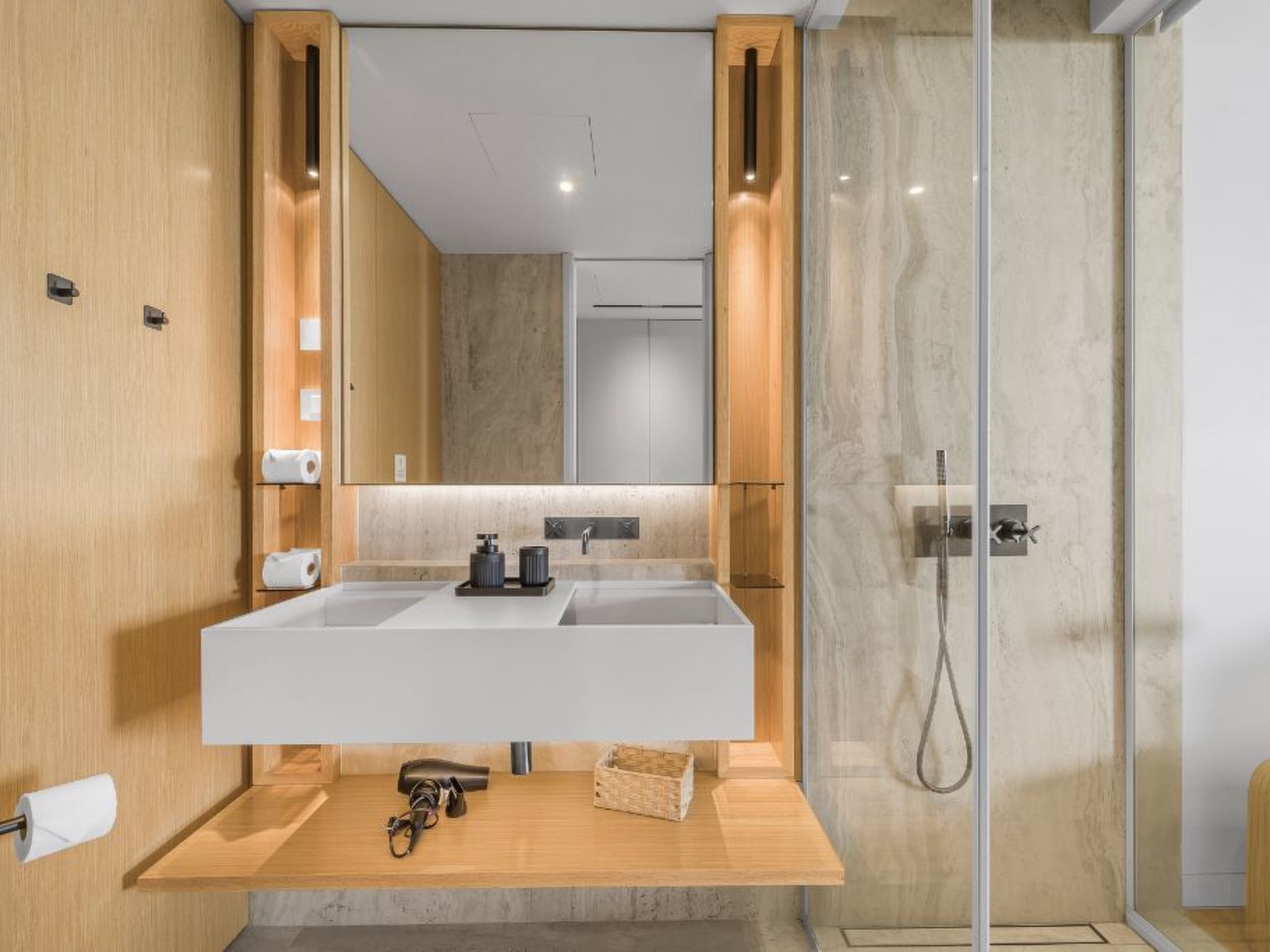 Photo of "Savoy Luxury Apart."