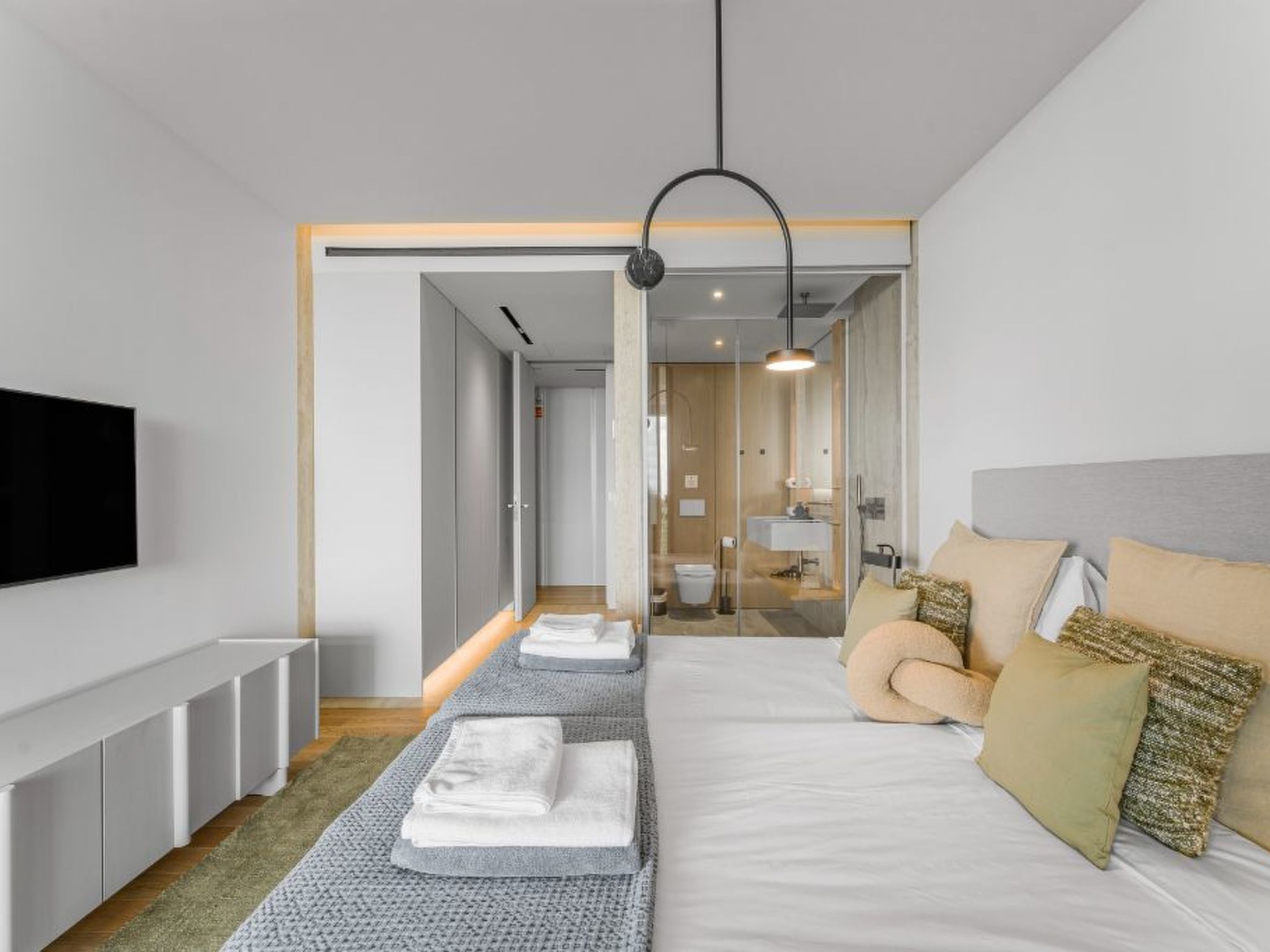 Photo of "Savoy Luxury Apart."