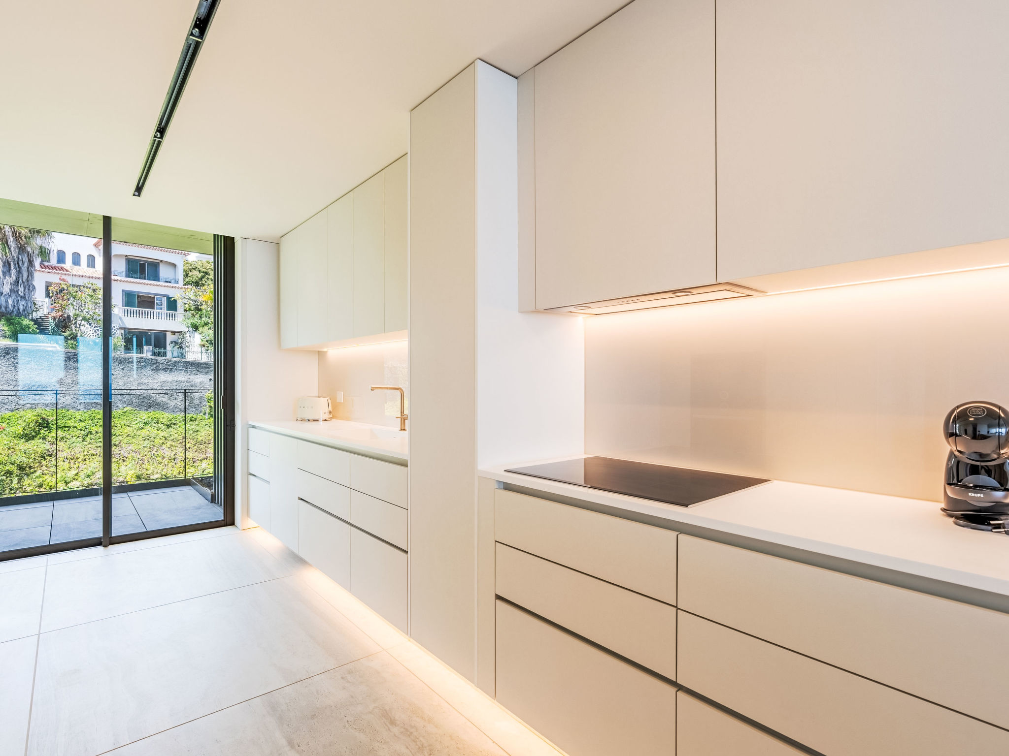 Savoy Monumentalis Golden - Binnen