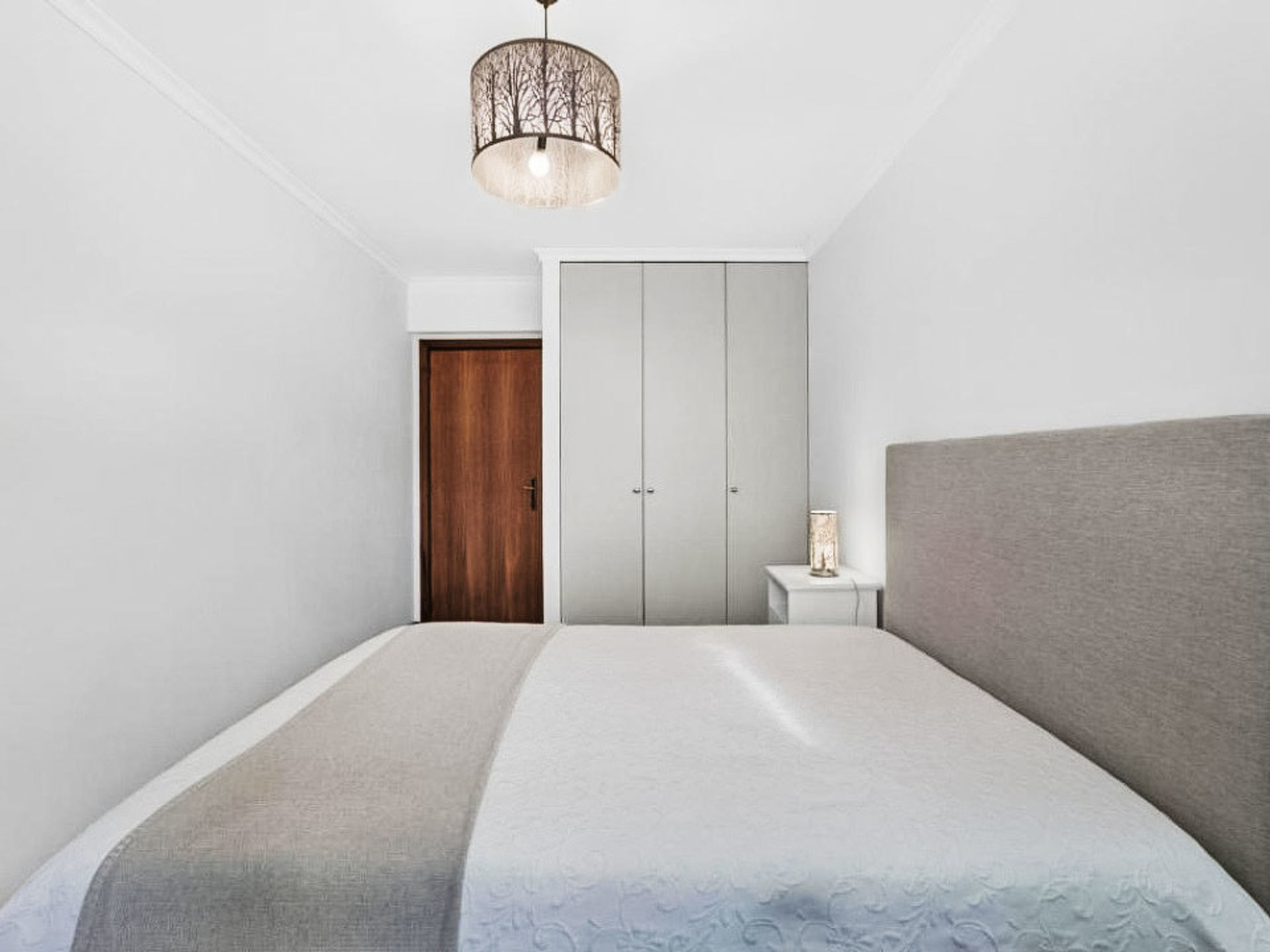 Sea Breeze Pilar - Inside