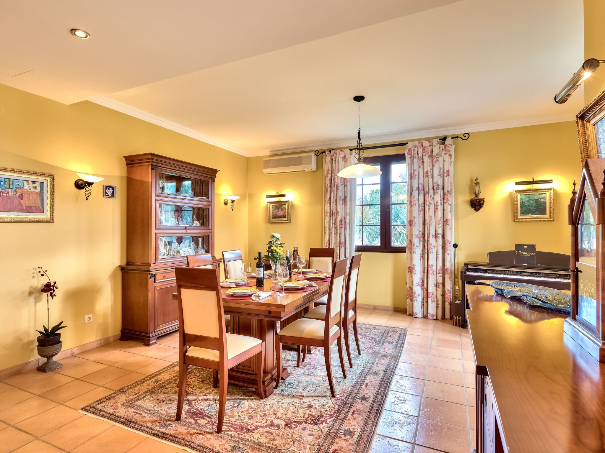 Königliche Villa Amores-Binnen