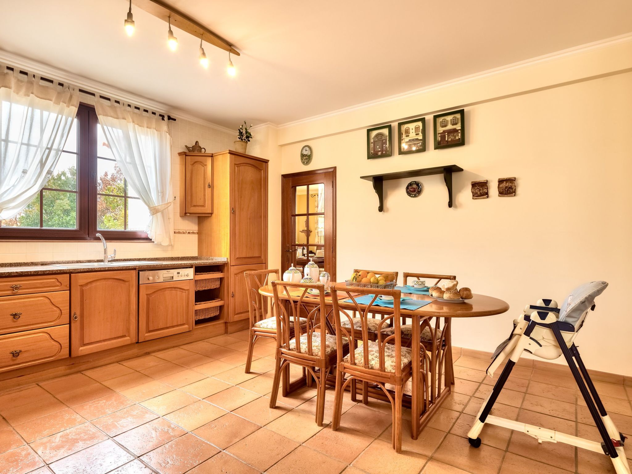 Königliche Villa Amores-Binnen