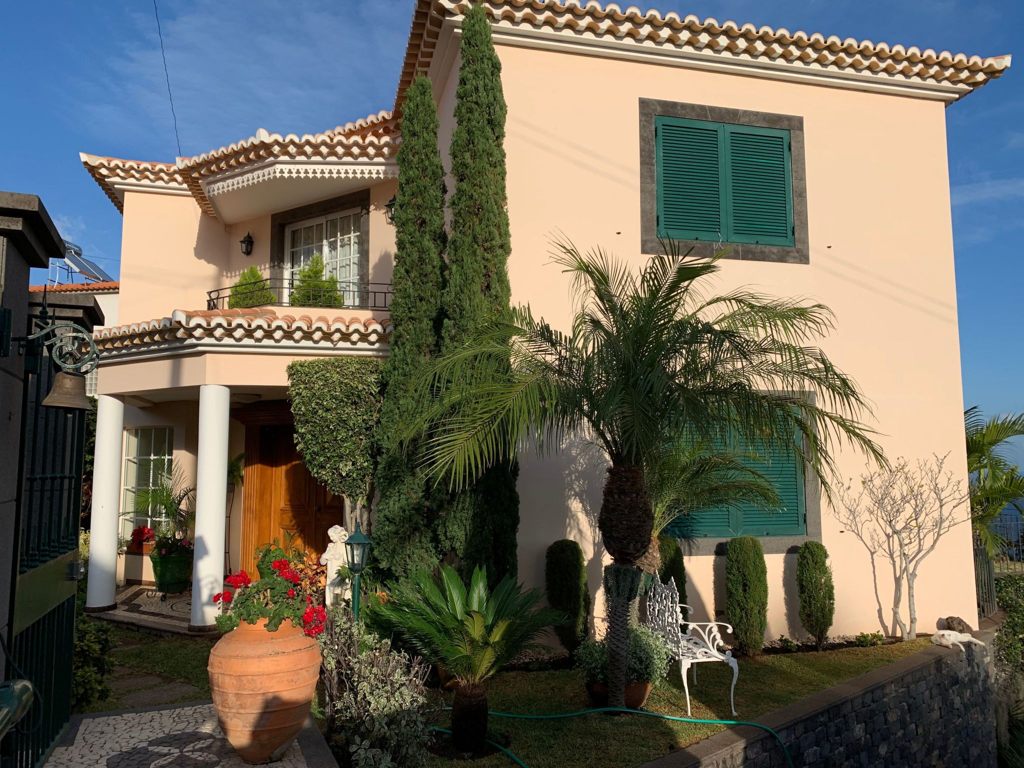 In Caniço mit Garten und Terrasse - Dehors