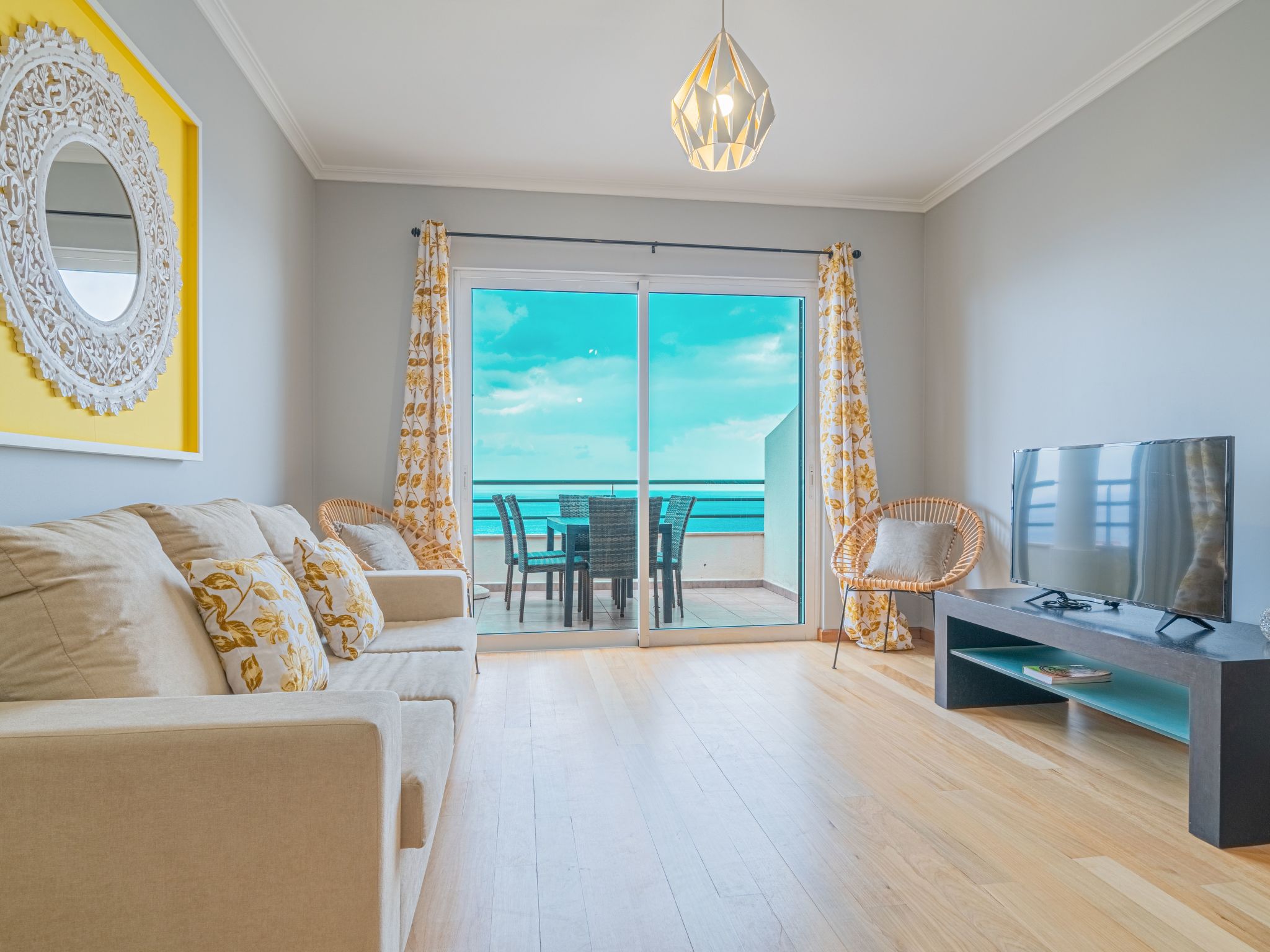 Appartement mit Meerblick