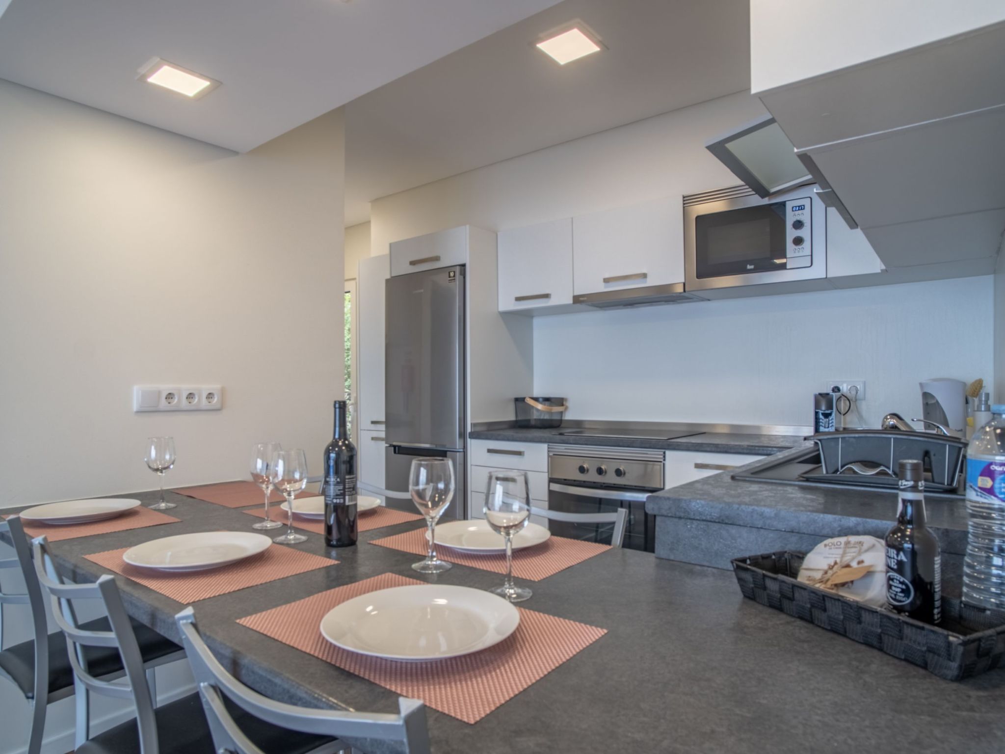 "Villa Azinhaga" mit Waschmaschine-Image-tags.info