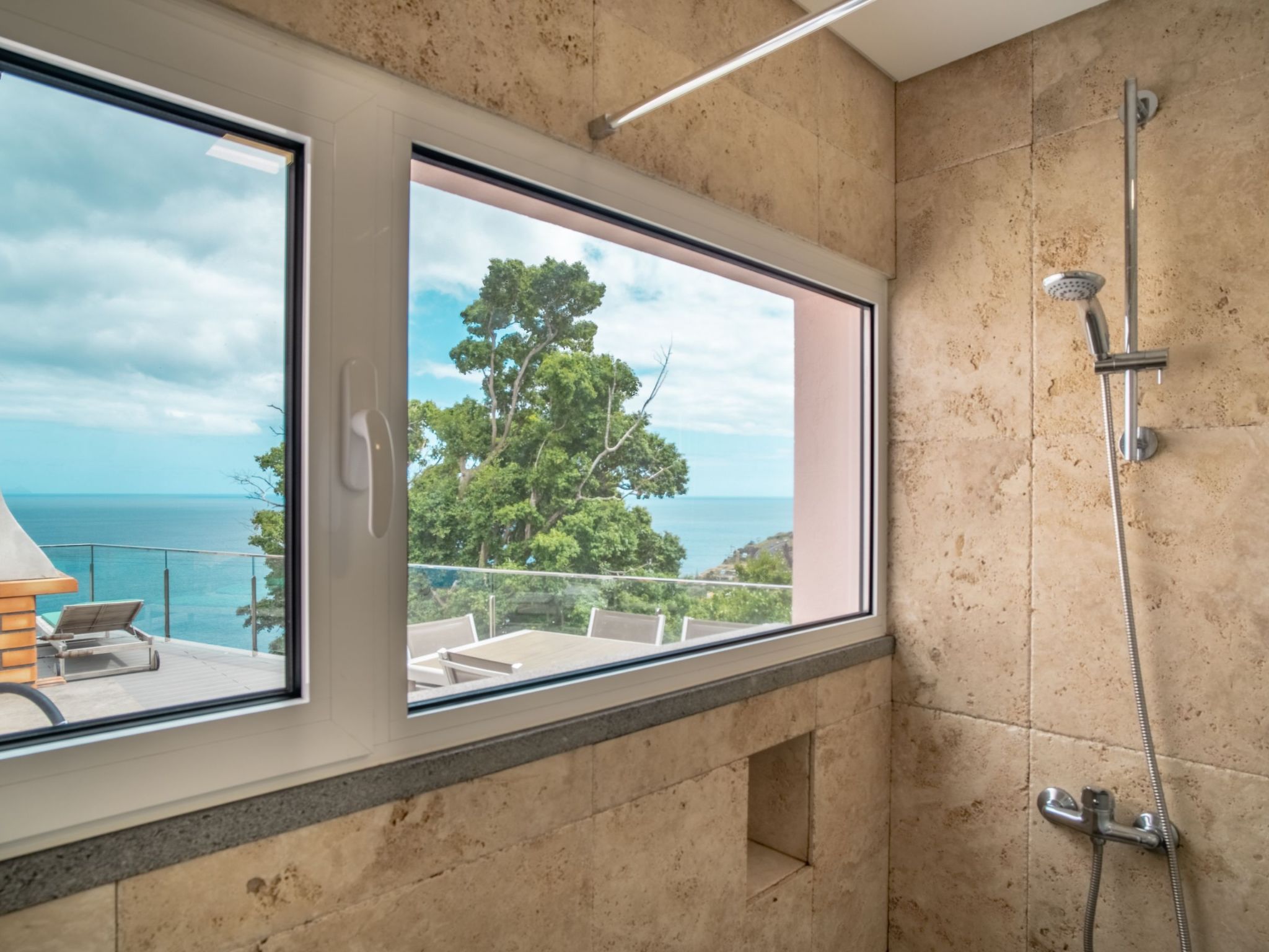 "Villa Azinhaga" mit Waschmaschine-Image-tags.info