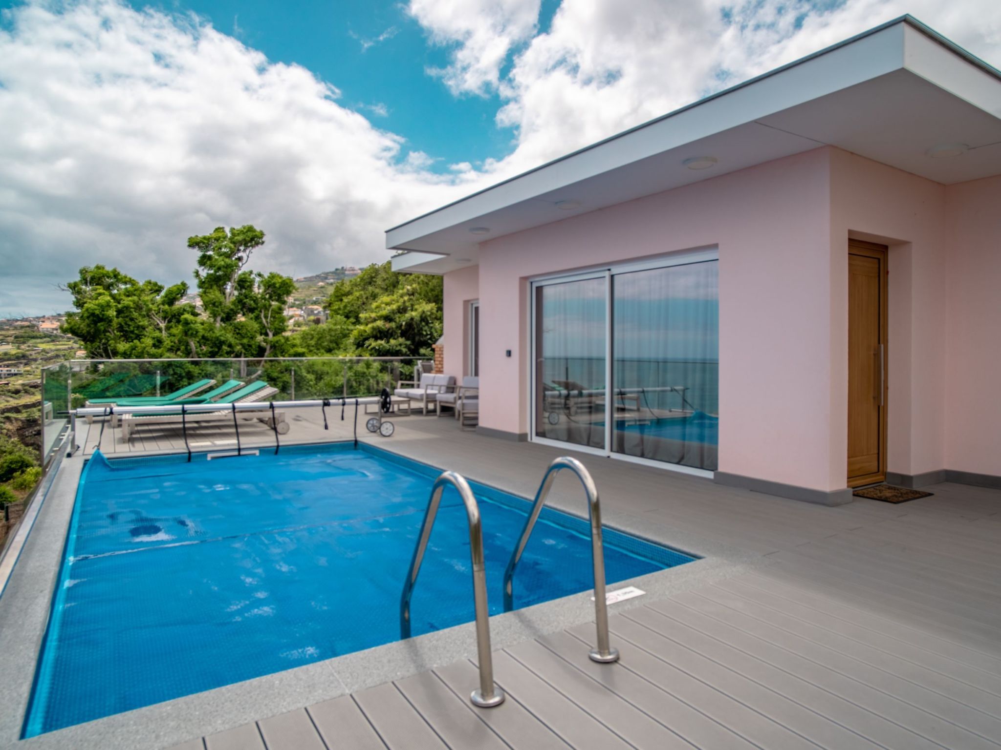 "Villa Azinhaga" mit Waschmaschine-Image-tags.info