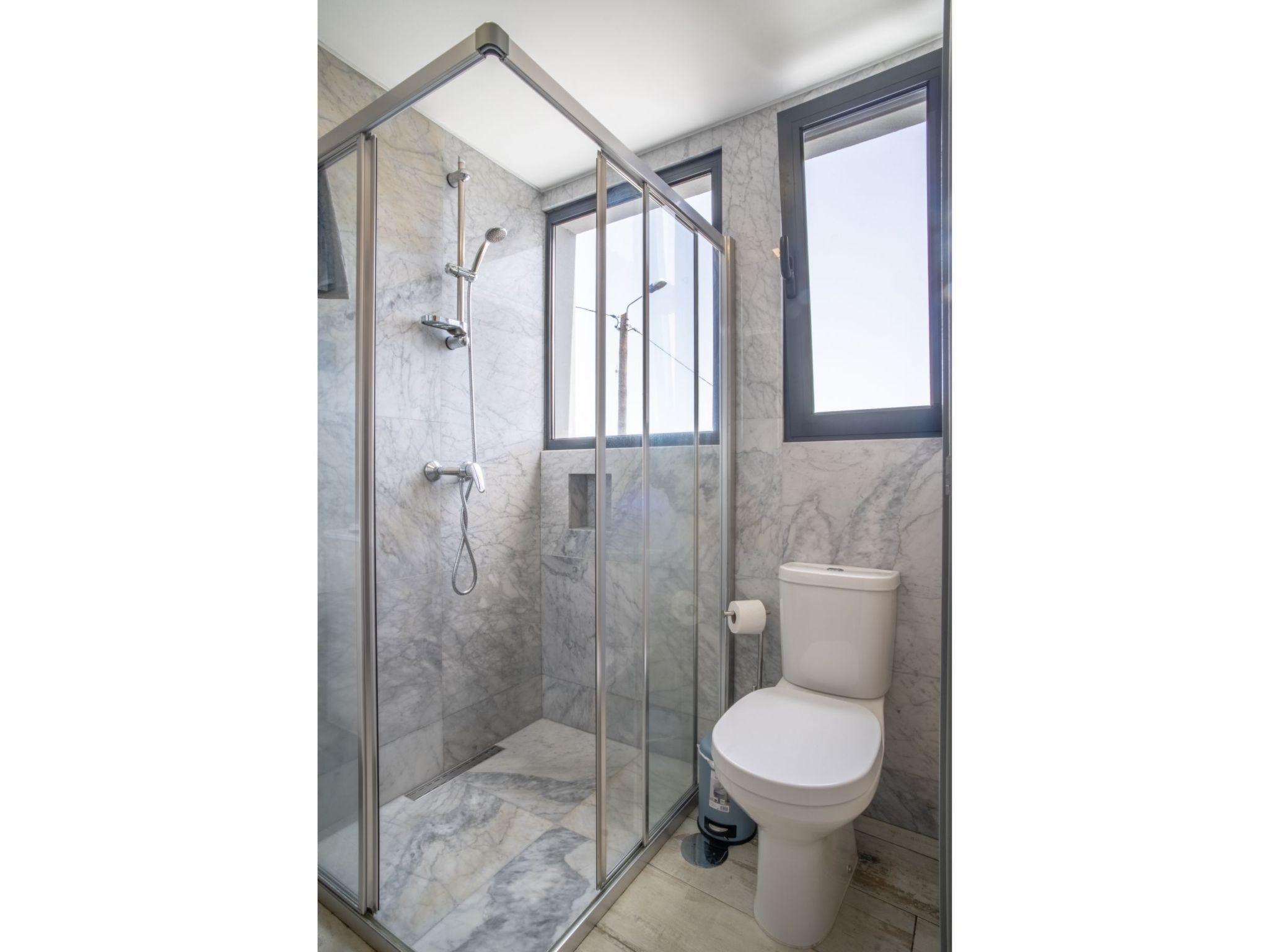 Villa mit eigenem Garten und Grill-Image-tags.info