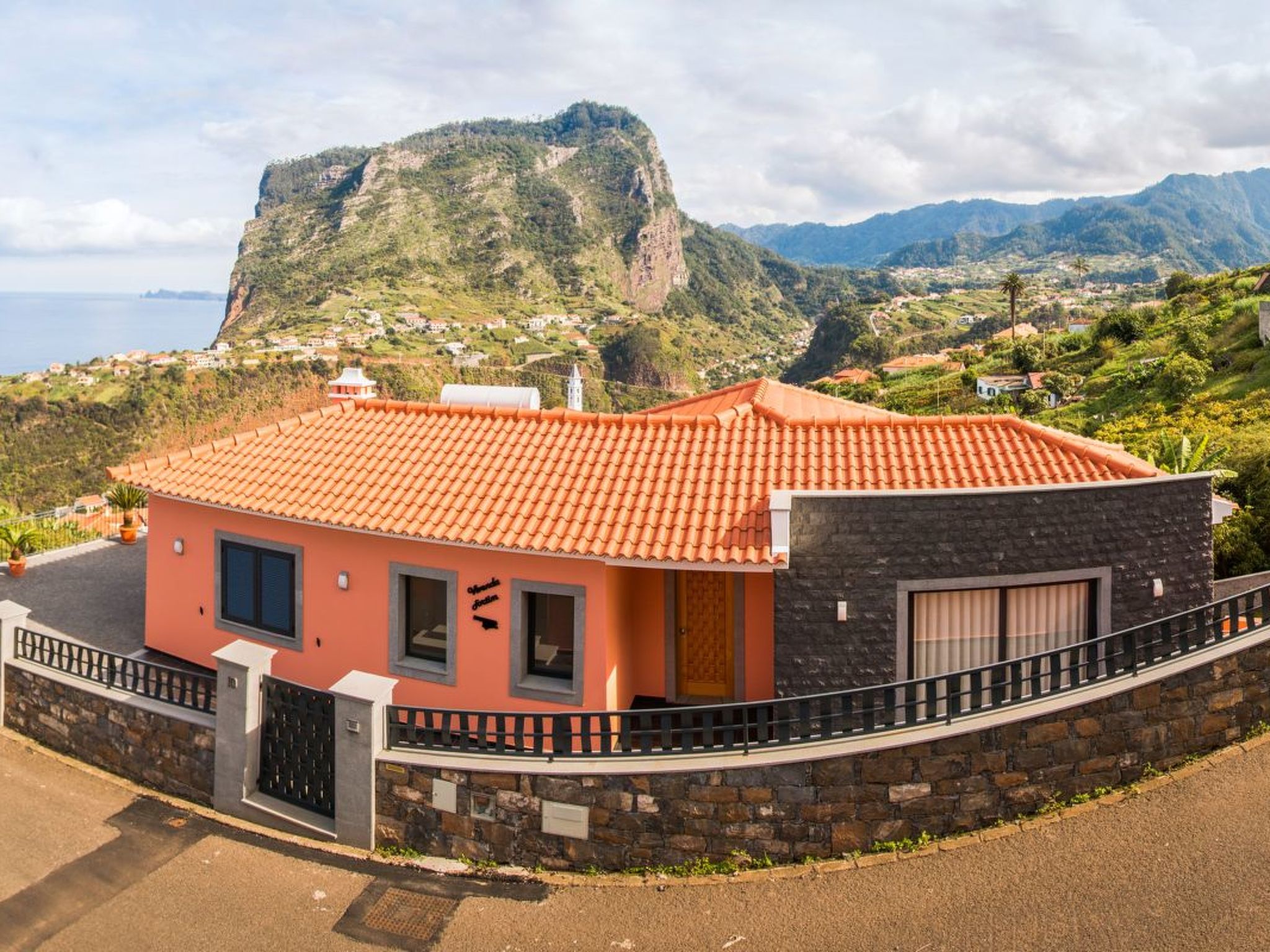 Elegantes Haus in Santana mit Garten und Grill-Binnen