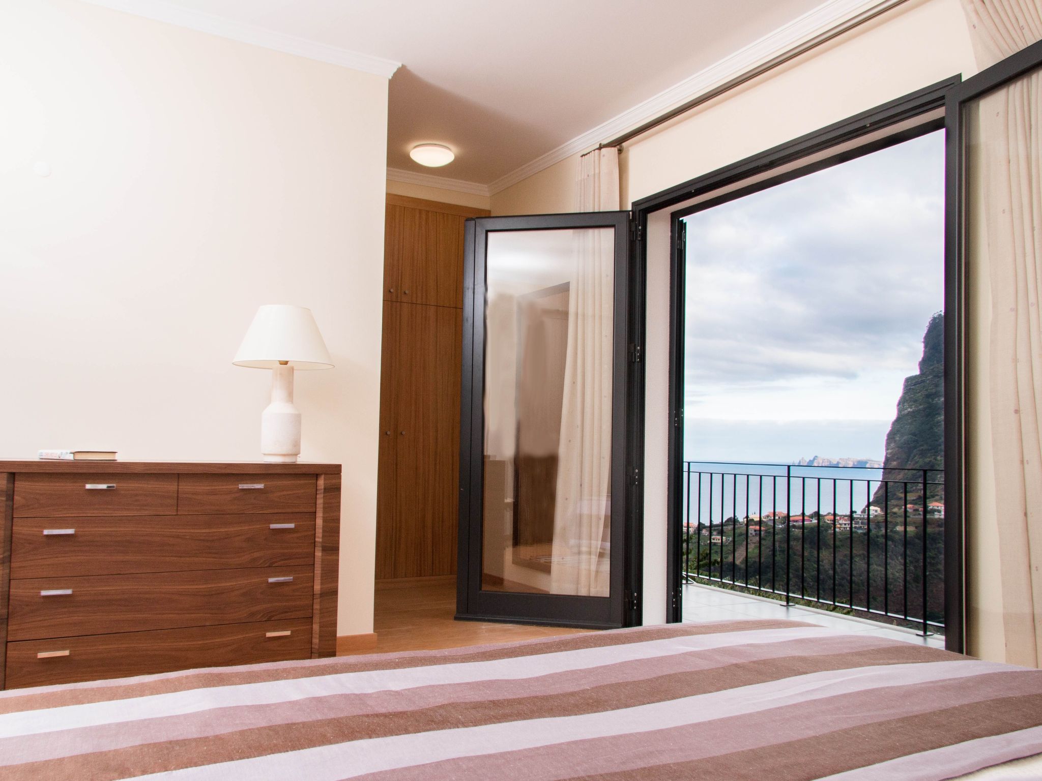 Elegantes Haus in Santana mit Garten und Grill-Binnen