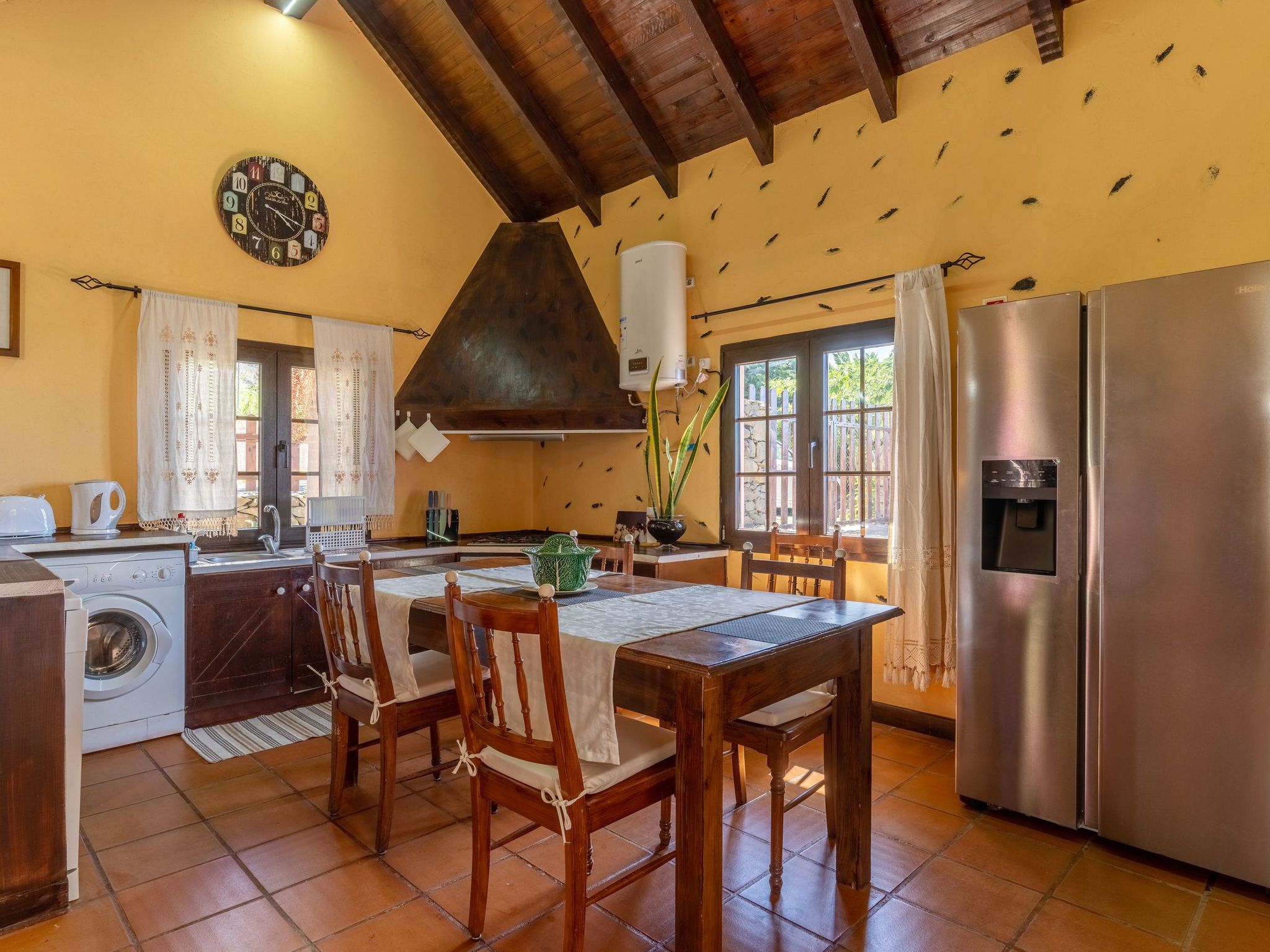 Dorf Sonnenuntergang-Binnen