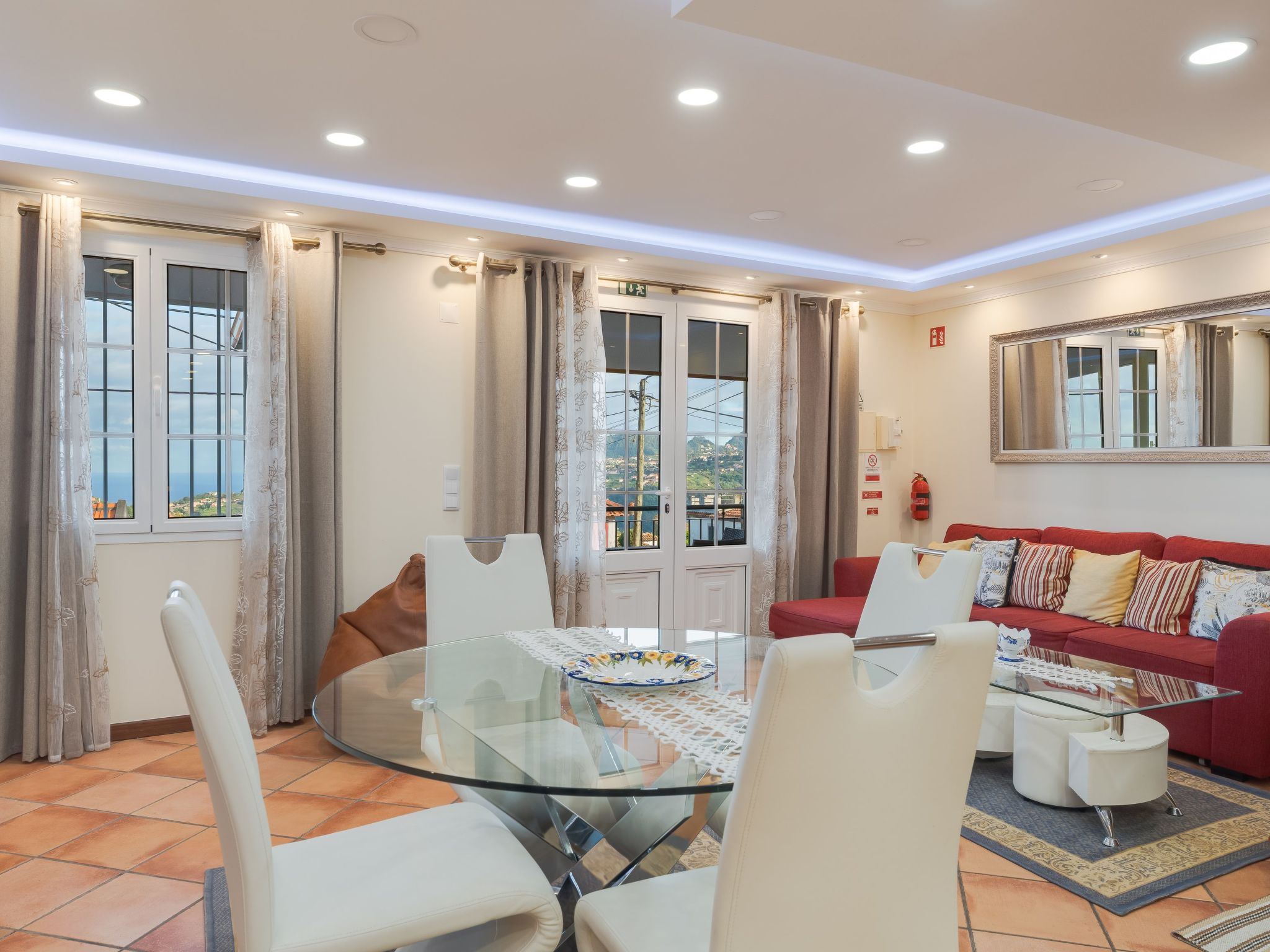 "Oásis do Norte" mit Terrasse-Binnen