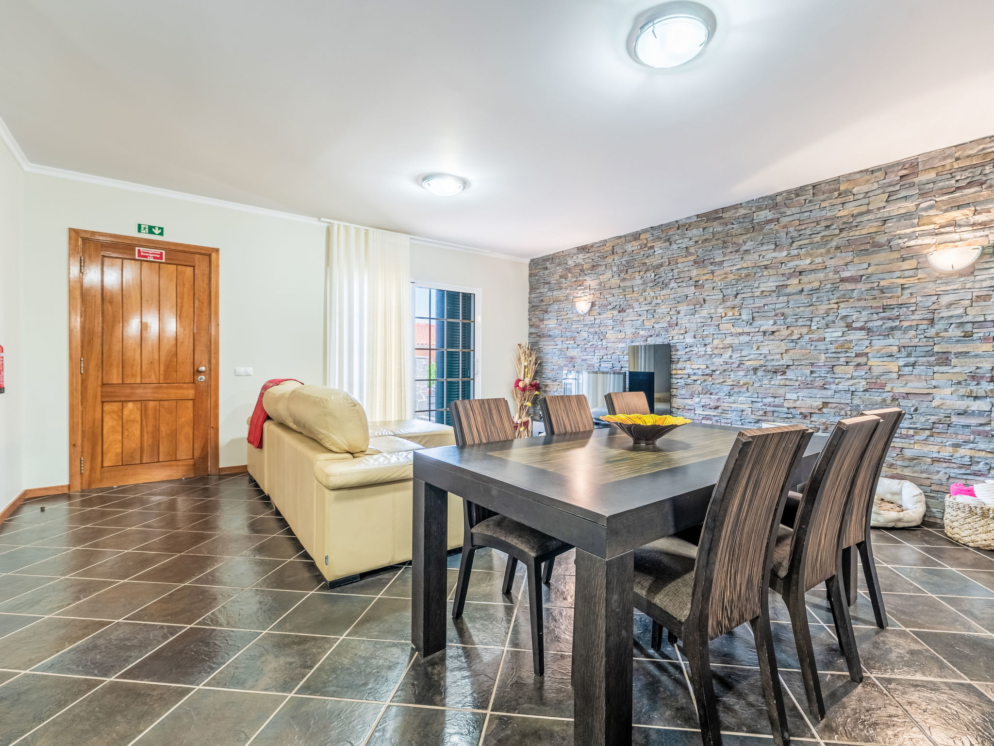 Villa Rosa - Inside