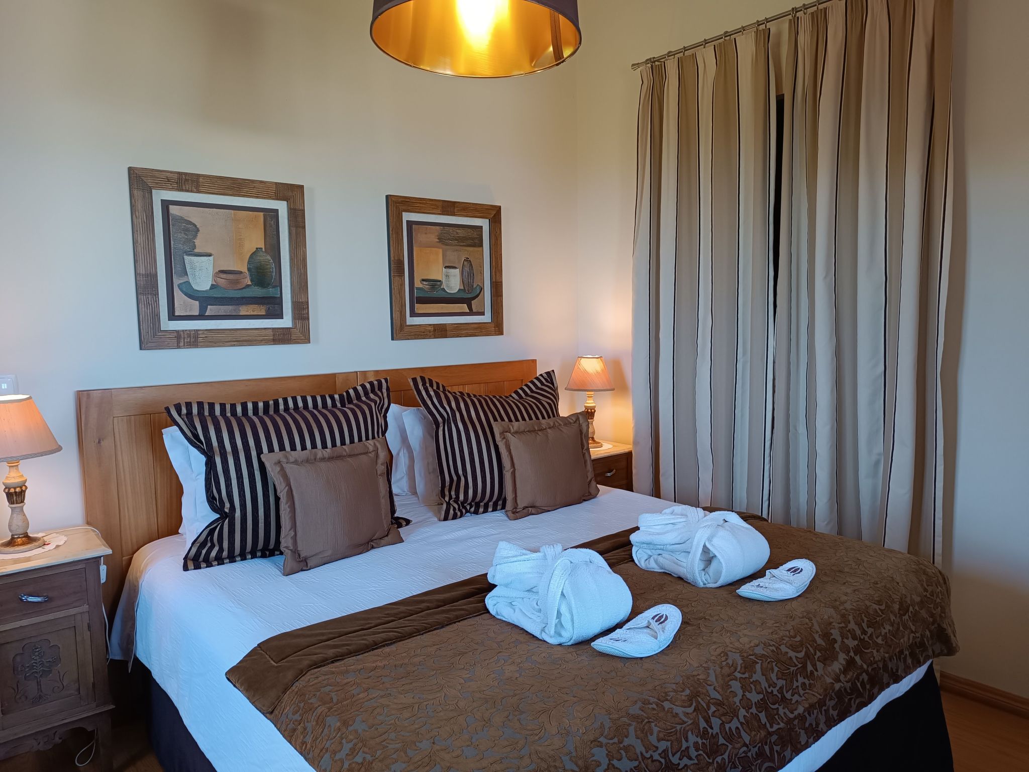 Casa da Fonte - Historisches Steinhaus auf den Azoren-Binnen