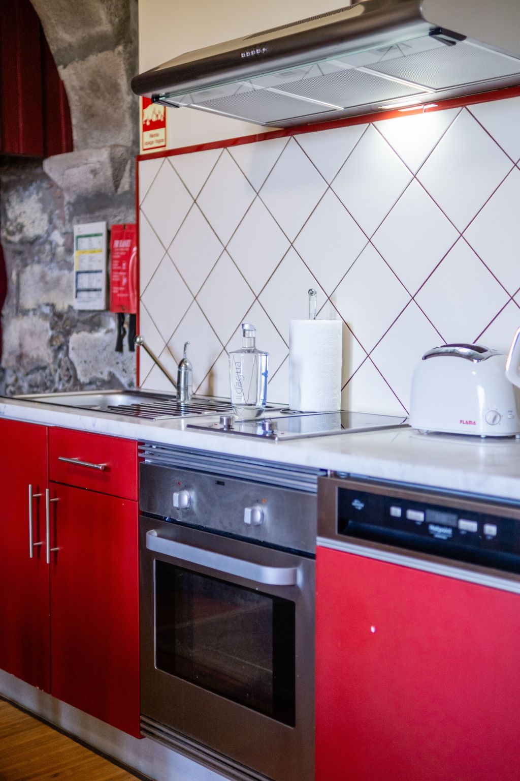 Casa da Fonte - Historisches Steinhaus auf den Azoren-Binnen