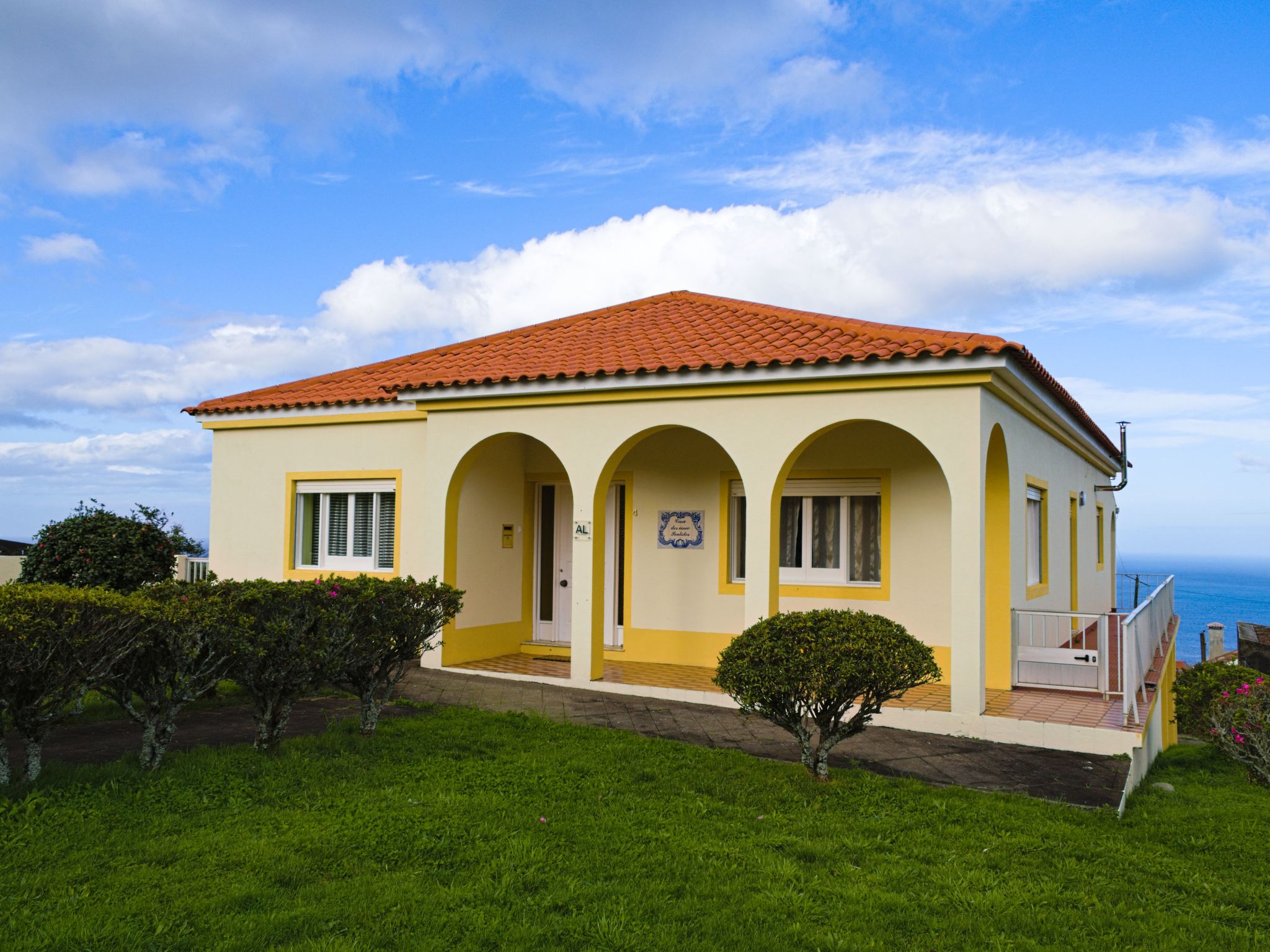 Tolles Ferienhaus in Santana mit Großer Terrasse-Dehors