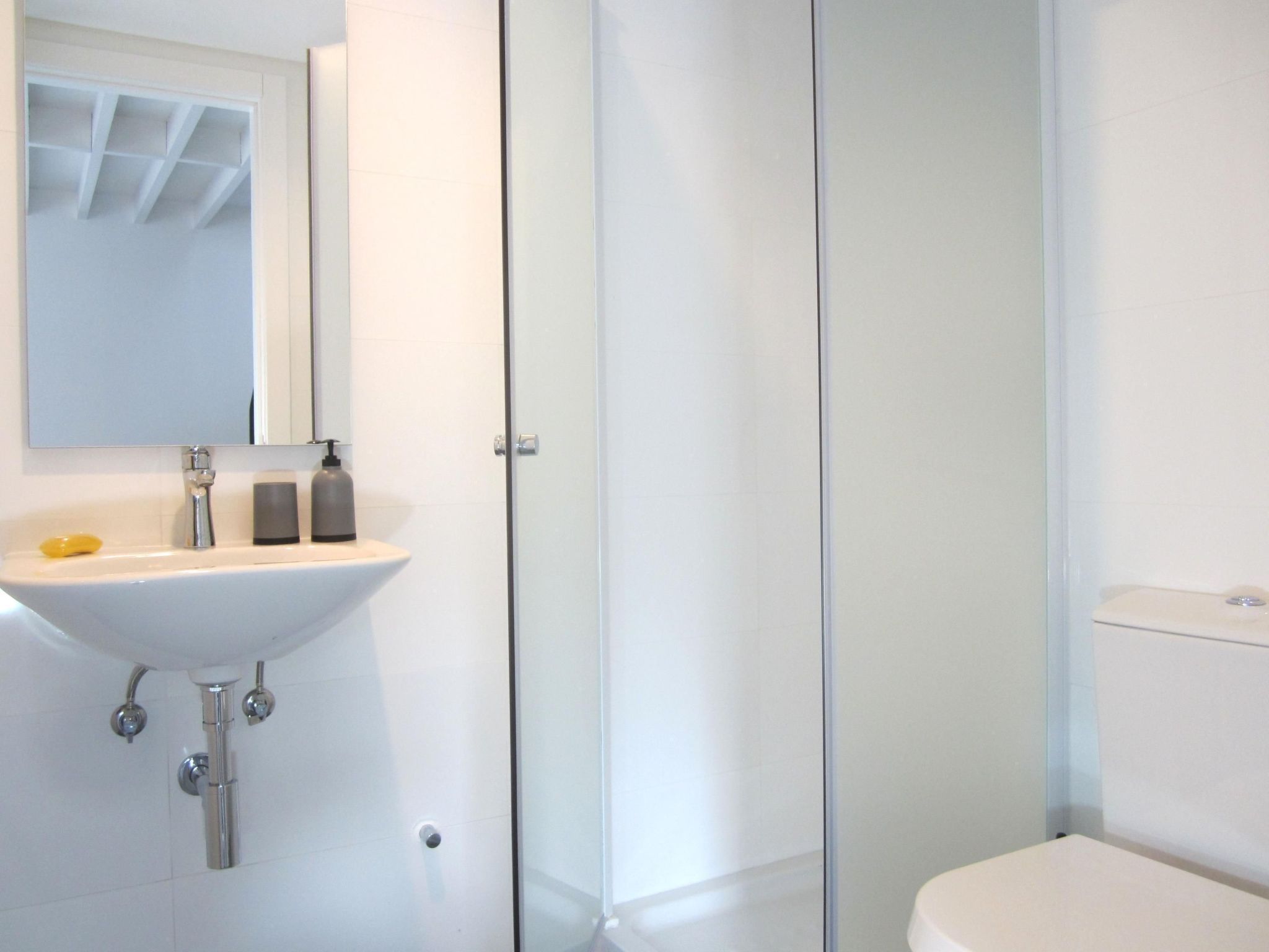 In Furnas mit Terrasse, Garten und Grill-Image-tags.info