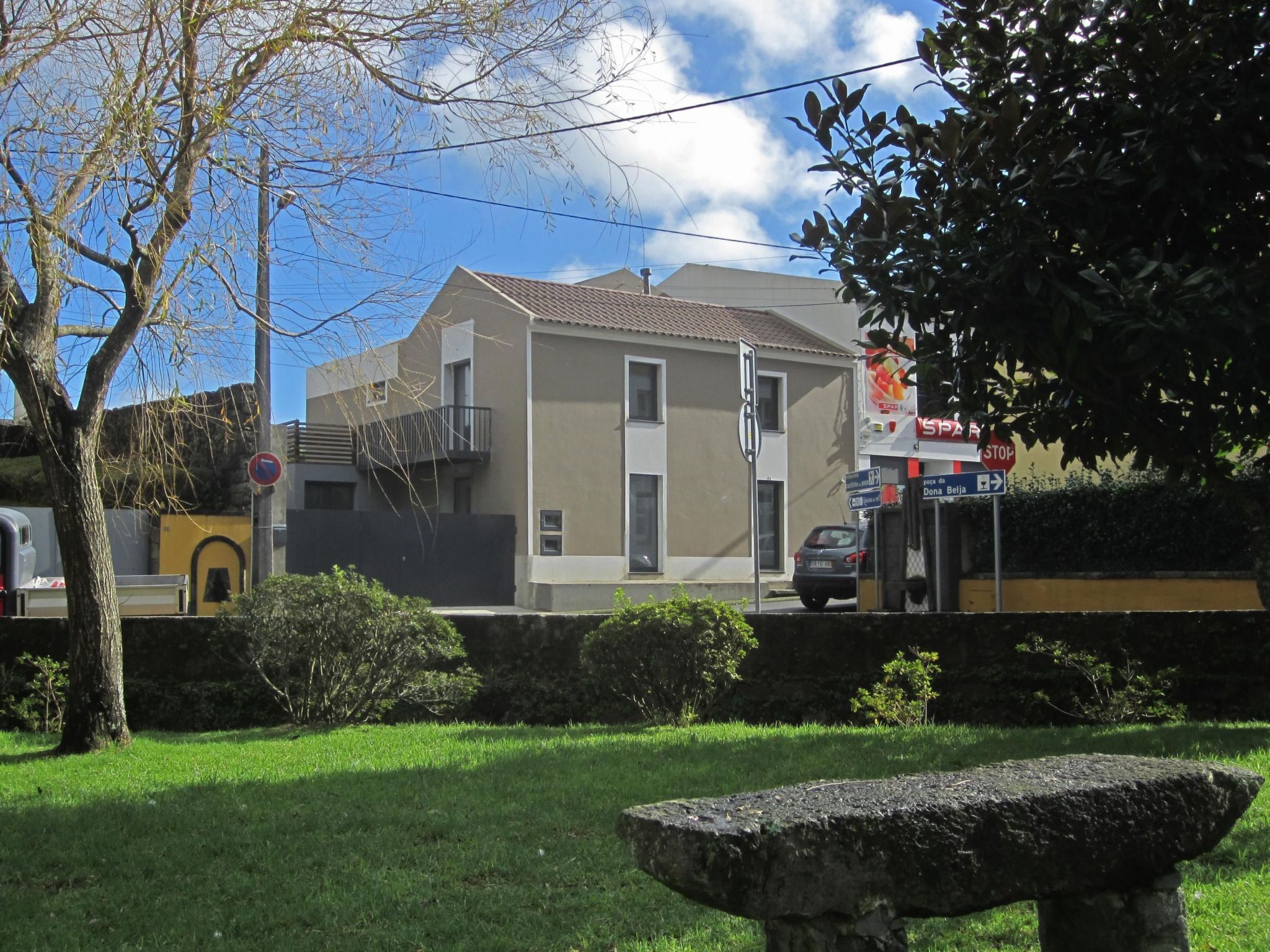 In Furnas mit Terrasse, Garten und Grill-Image-tags.info