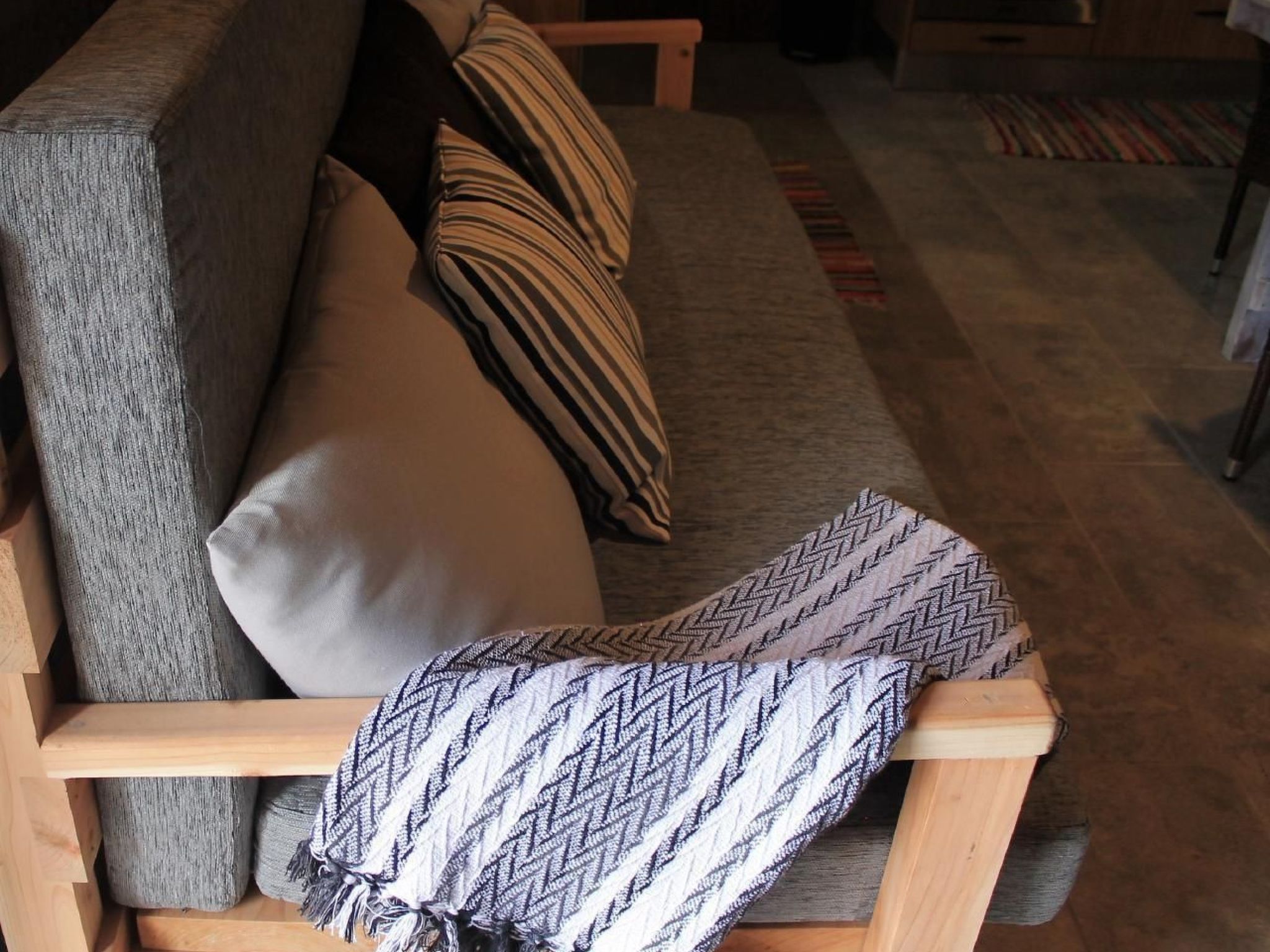 "Vinea Lava" mit Blick auf das Wasser-Binnen