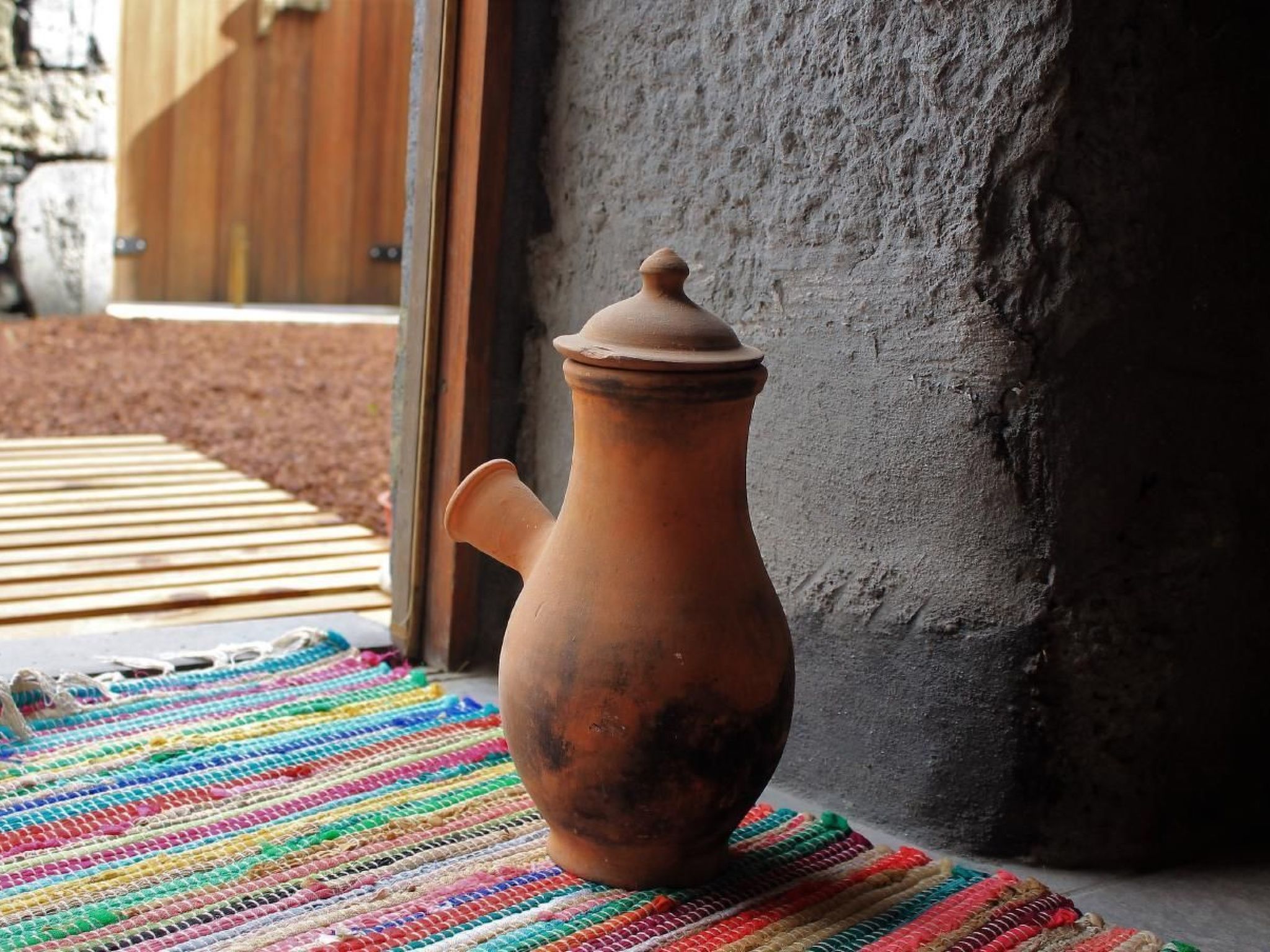 "Vinea Lava" mit Blick auf das Wasser-Binnen