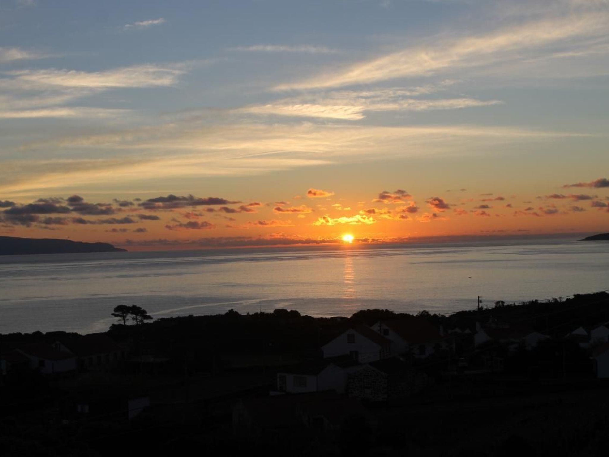 "Vinea Lava" mit Blick auf das Wasser-Binnen