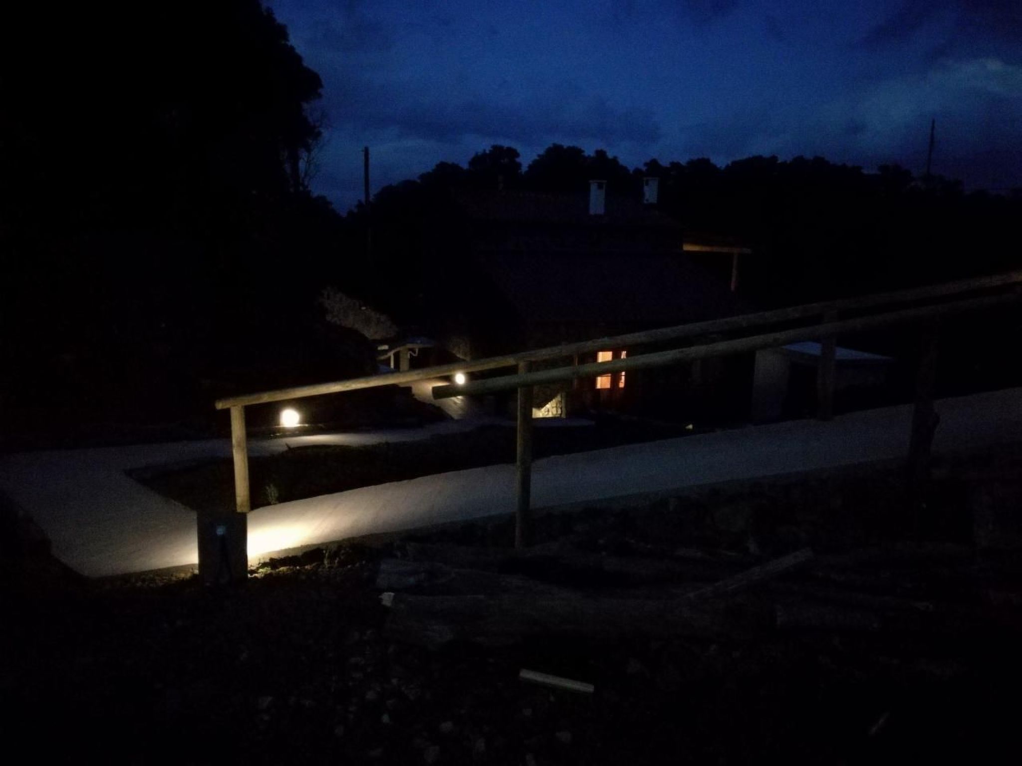 "Vinea Lava" mit Blick auf das Wasser-Binnen