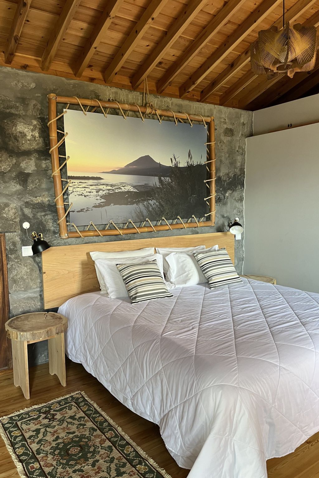 "Vinea Lava" mit Blick auf das Wasser-Binnen