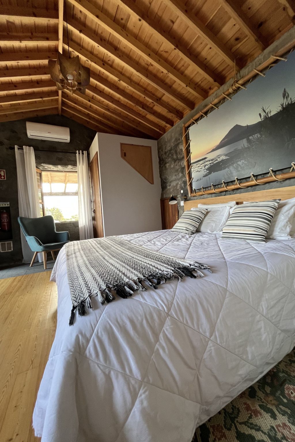 "Vinea Lava" mit Blick auf das Wasser-Binnen