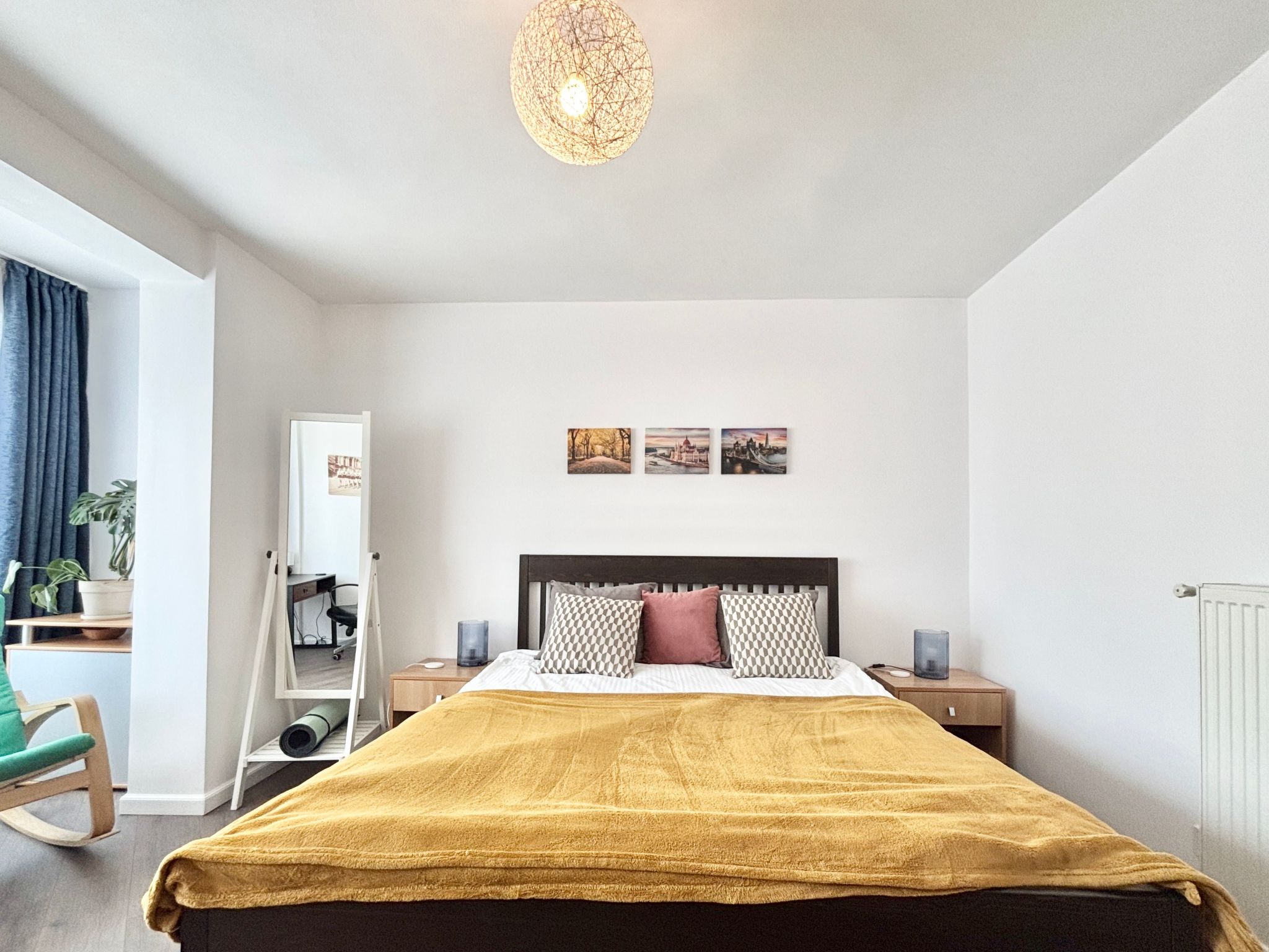 Opera Sunrise zentrale moderne Balkonwohnung-Binnen