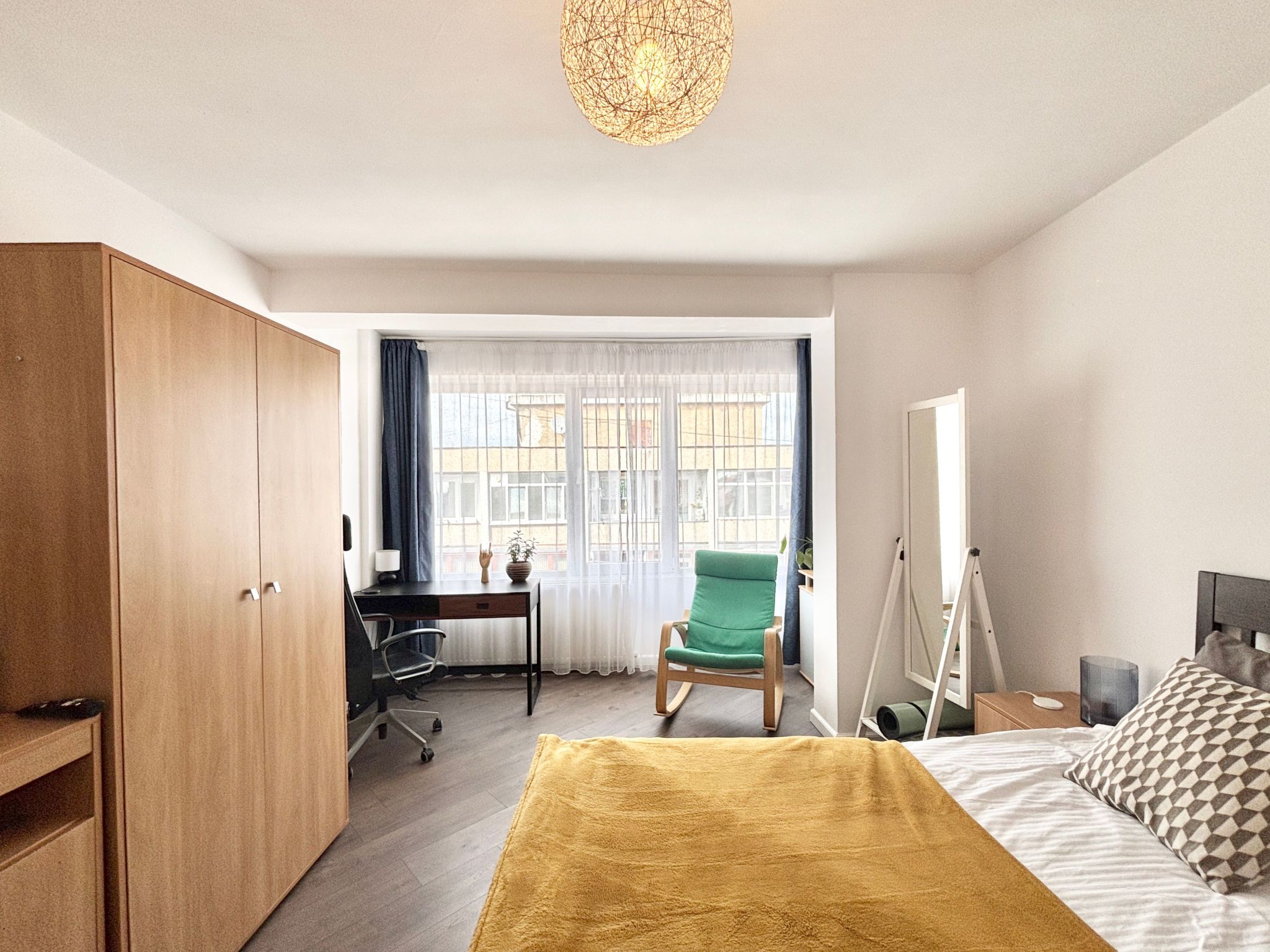 Opera Sunrise zentrale moderne Balkonwohnung-Binnen