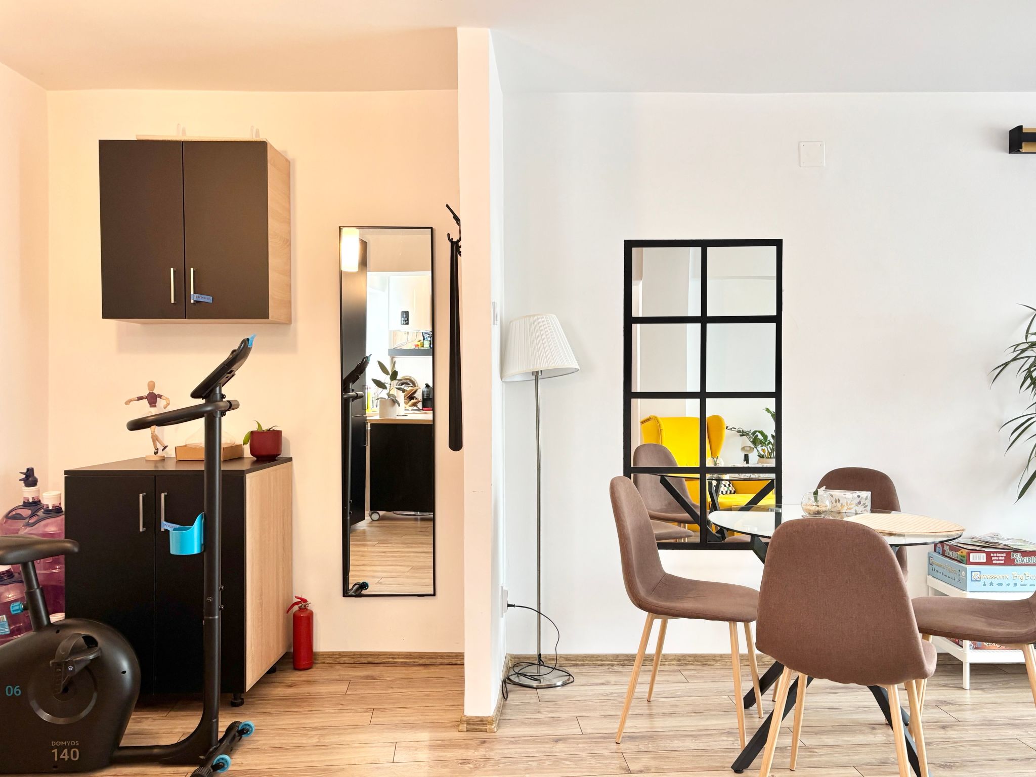 Opera Sunrise zentrale moderne Balkonwohnung-Binnen