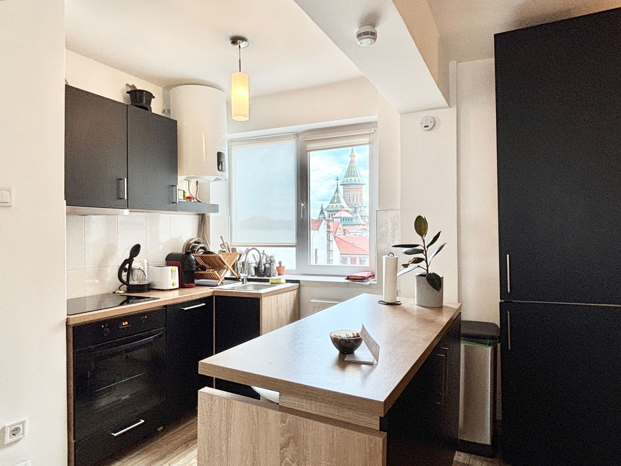 Opera Sunrise zentrale moderne Balkonwohnung