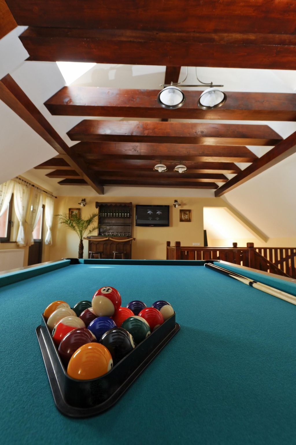 Kürzlich in eine Ferienvilla konvertiertes (2010), umfriedetes Haus aus der Sac — Living Room (2 of 15)