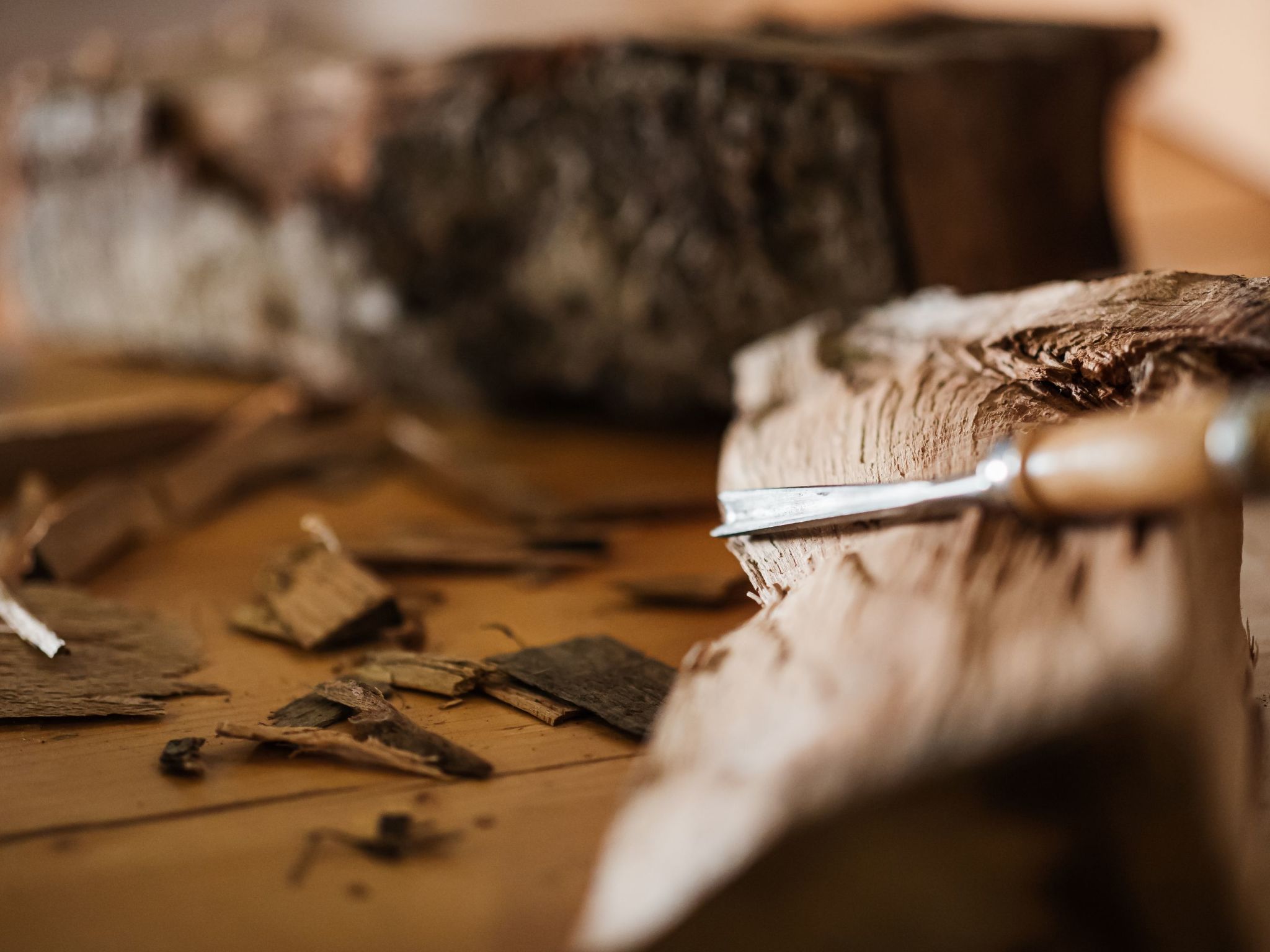 Kleines Haus mit Werkstatt-Buiten