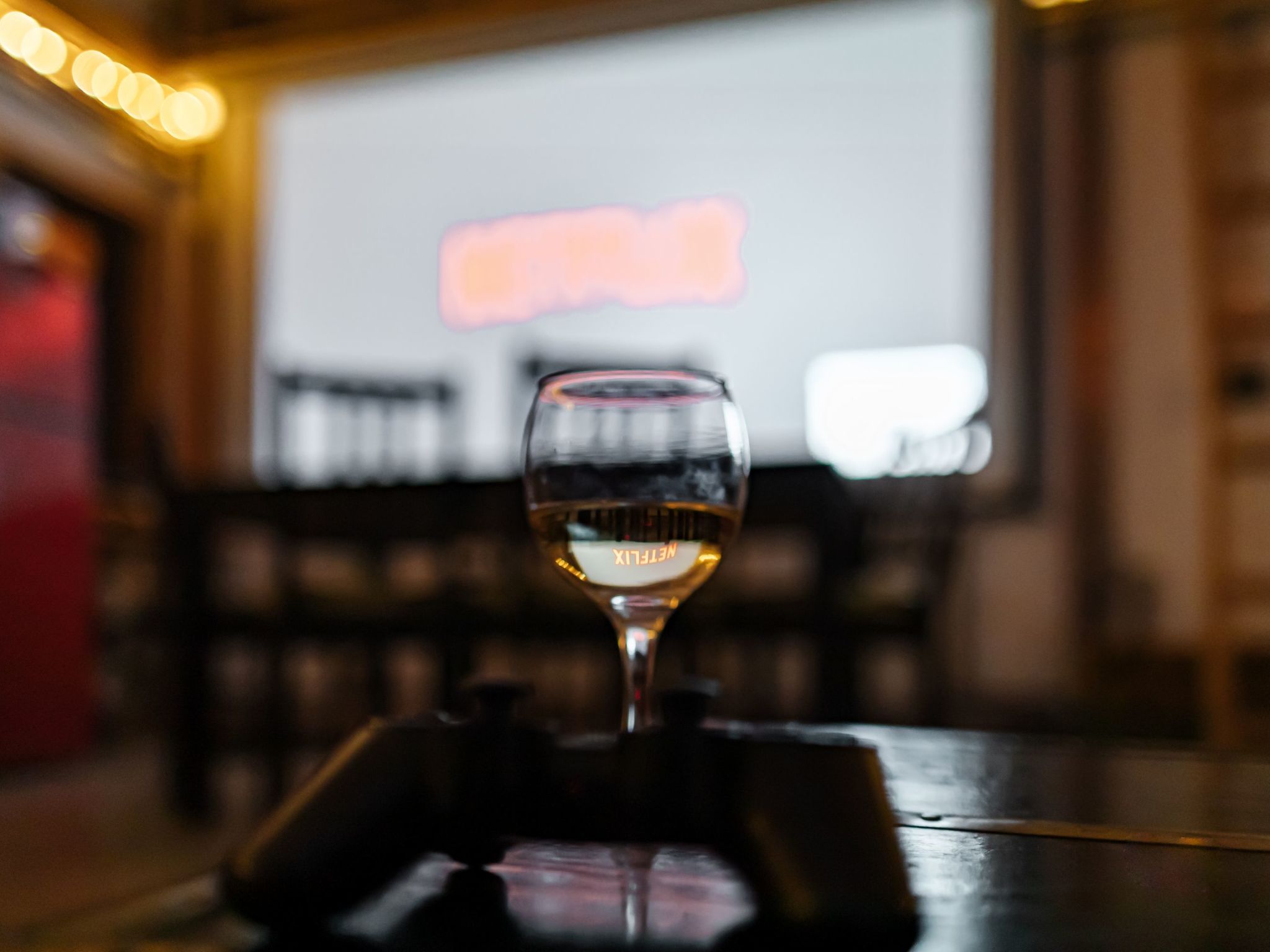 Kleines Haus mit Werkstatt-Binnen